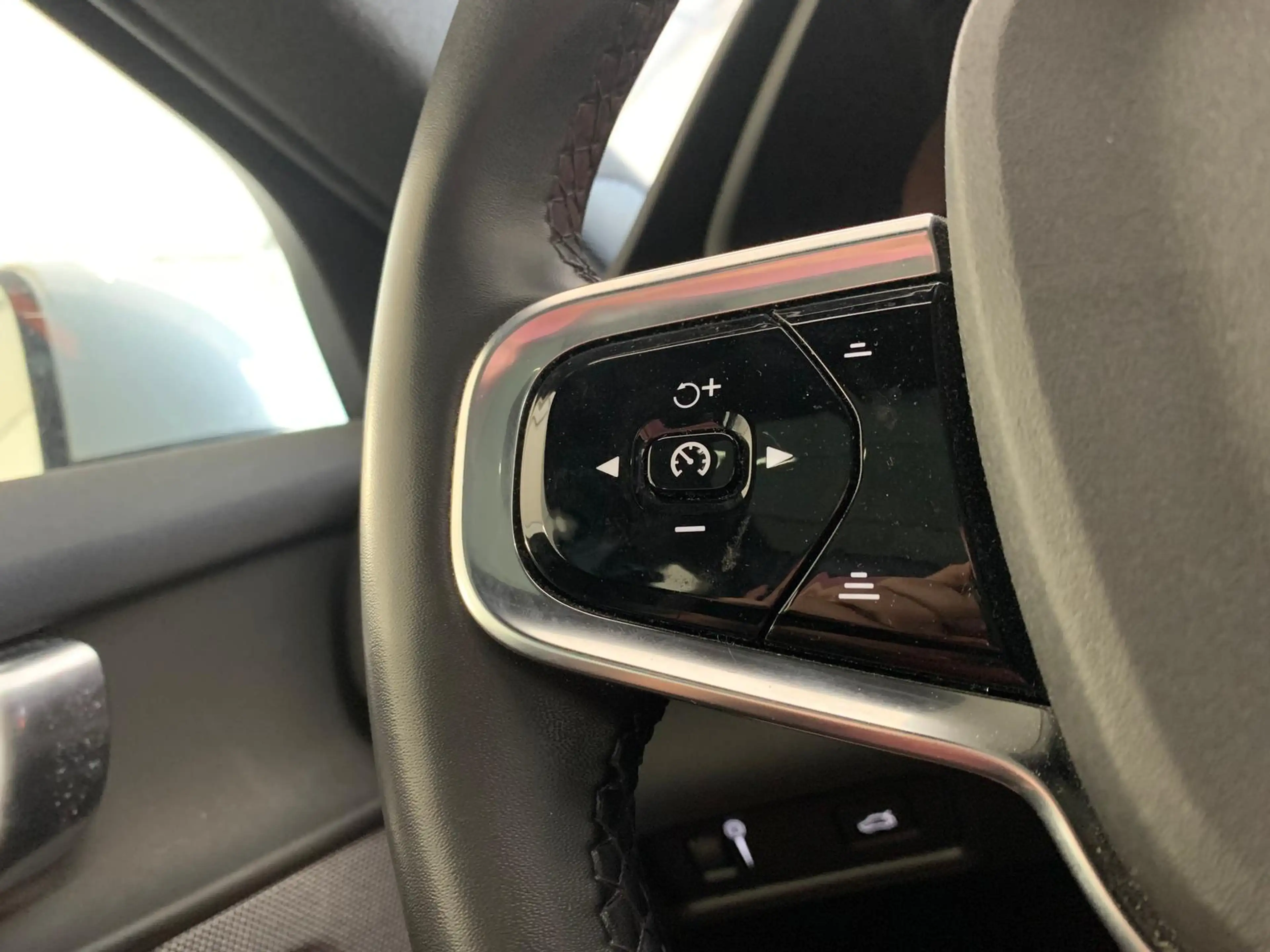 Polestar 2 Long Range Dual 78kWh|PiloPkt|Pano|WäPumpe|H&K — photo 13