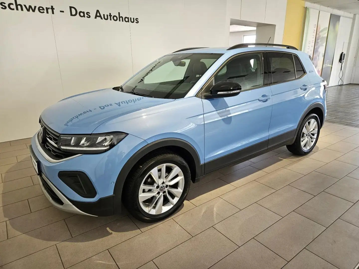 Volkswagen T-Cross 1.0 TSI Goal DSG AHK LED GJR RFK ACC Navi plava - 2