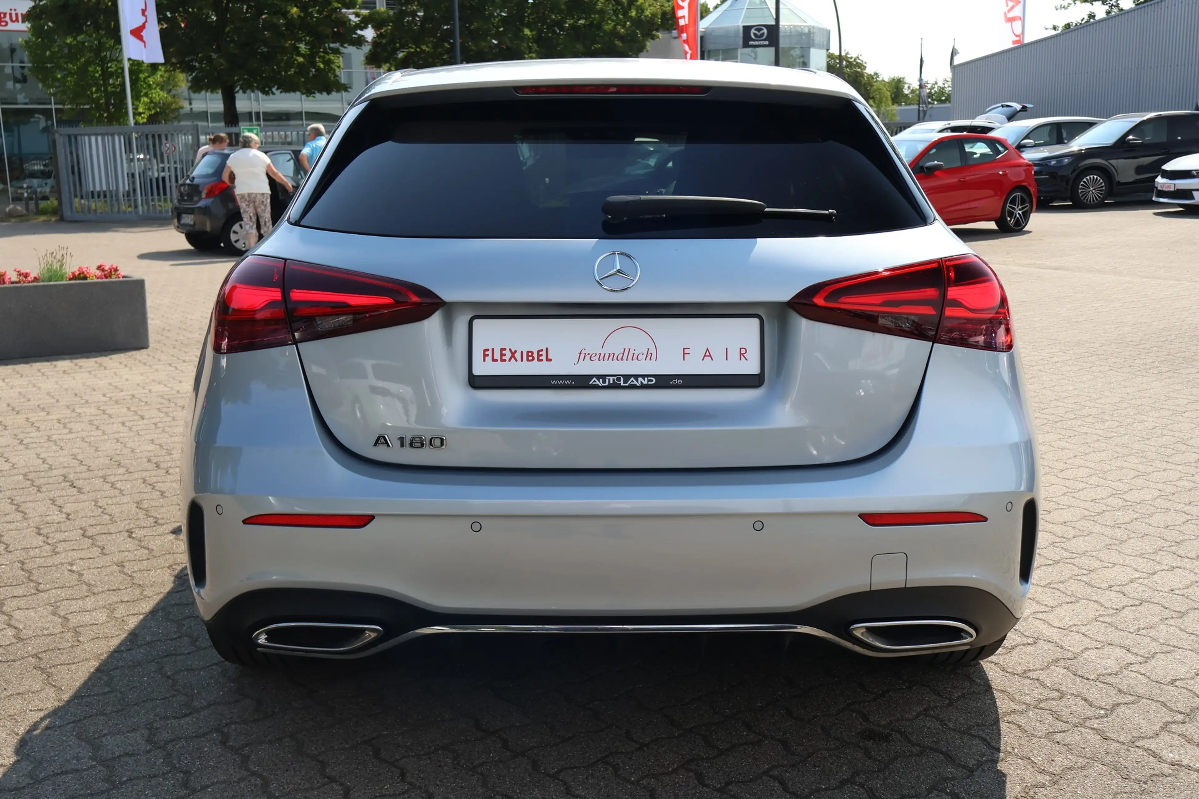 Mercedes-Benz A 180 A180 AMG Line — photo 5