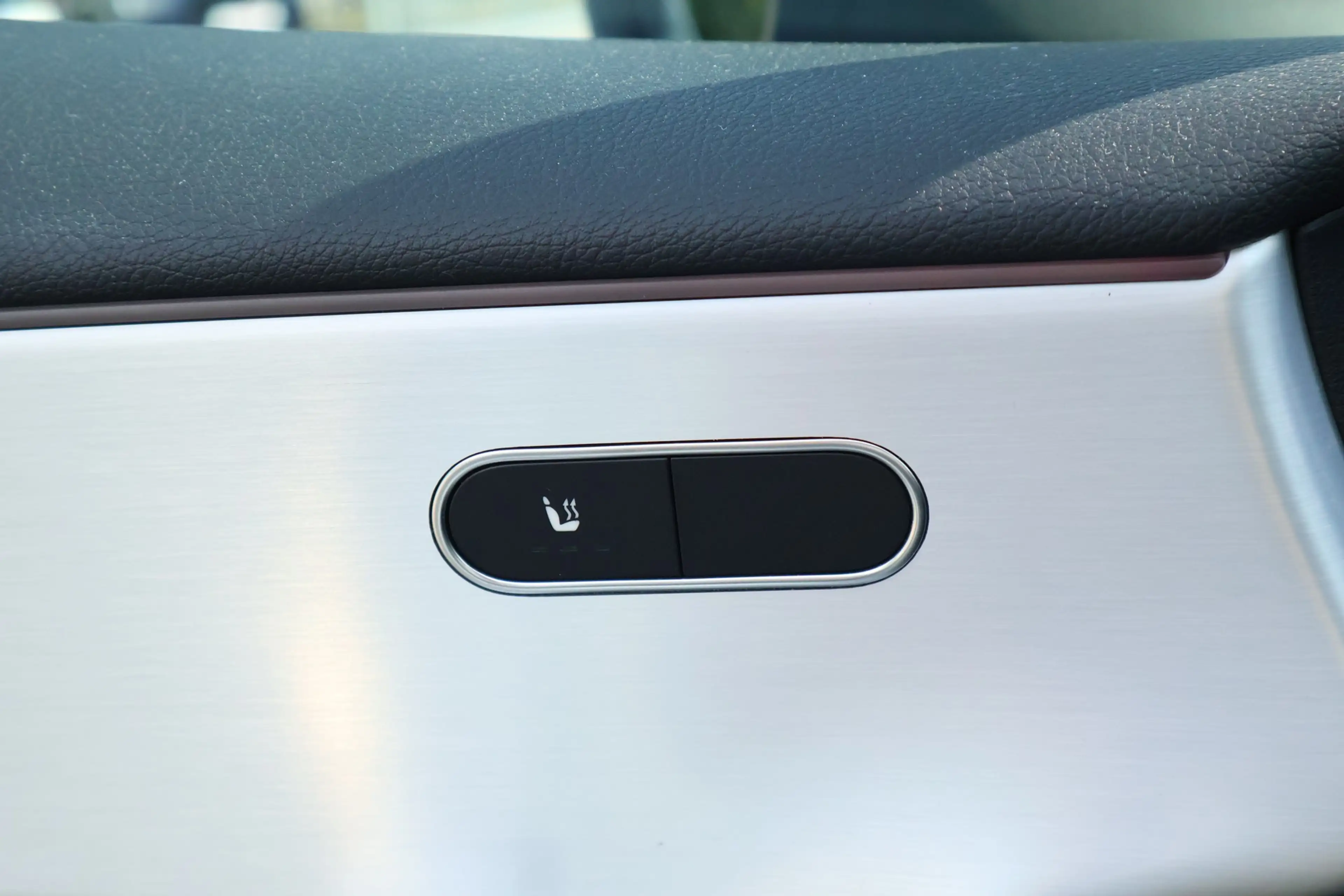 Mercedes-Benz A 180 A180 AMG Line — photo 19
