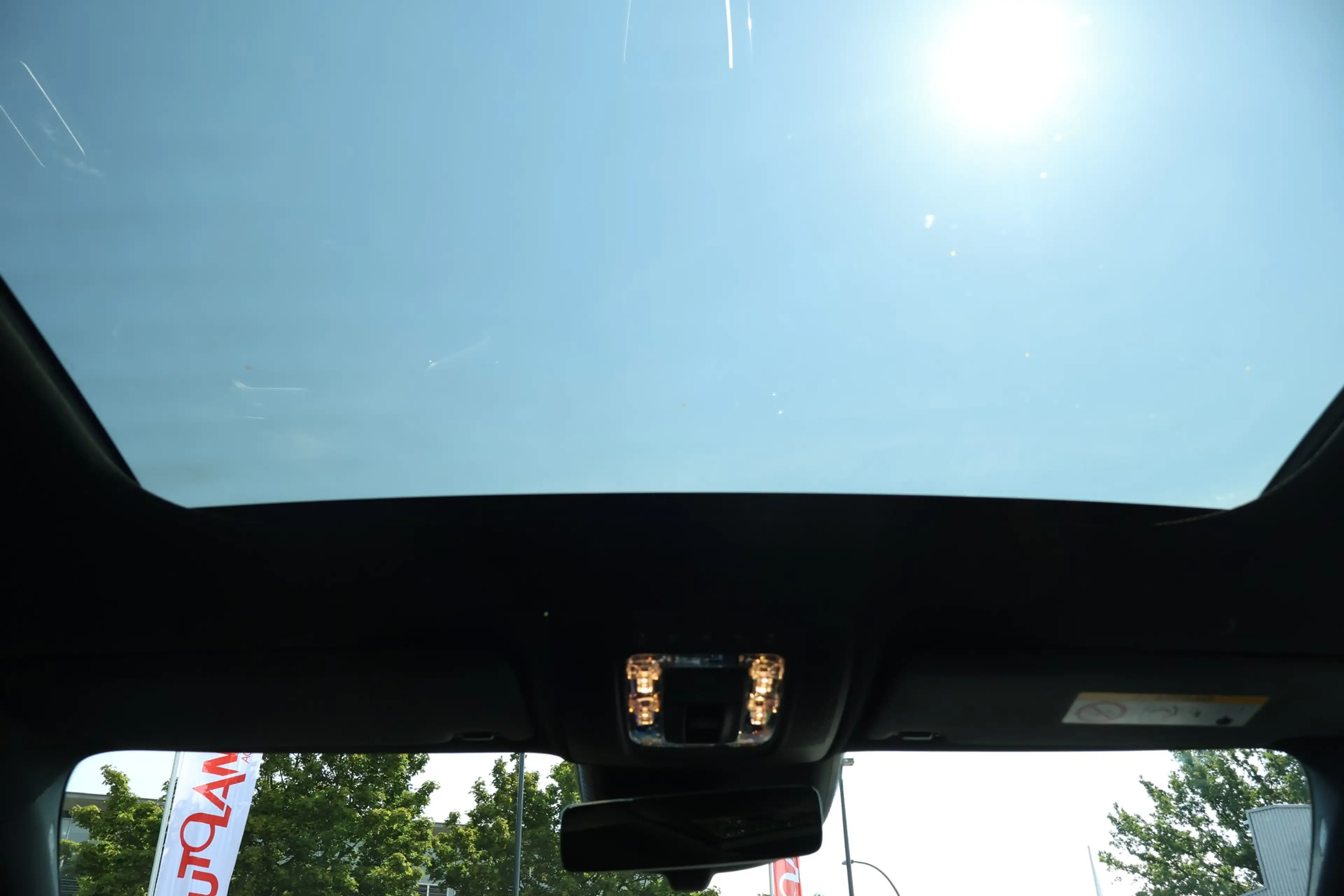 Mercedes-Benz A 180 A180 AMG Line — photo 27