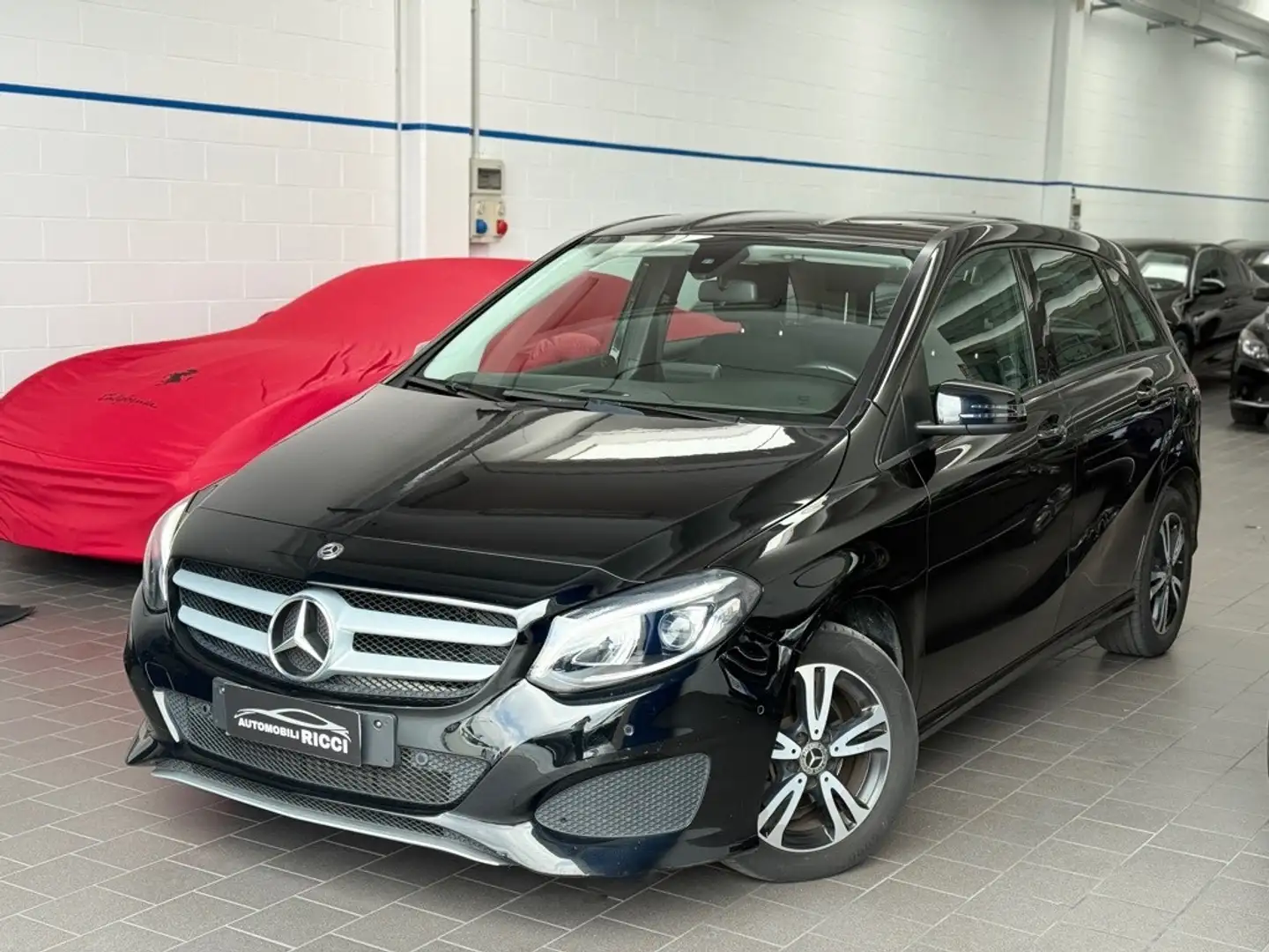Mercedes-Benz B 180 B 180 d Automatic Sport Noir - 1
