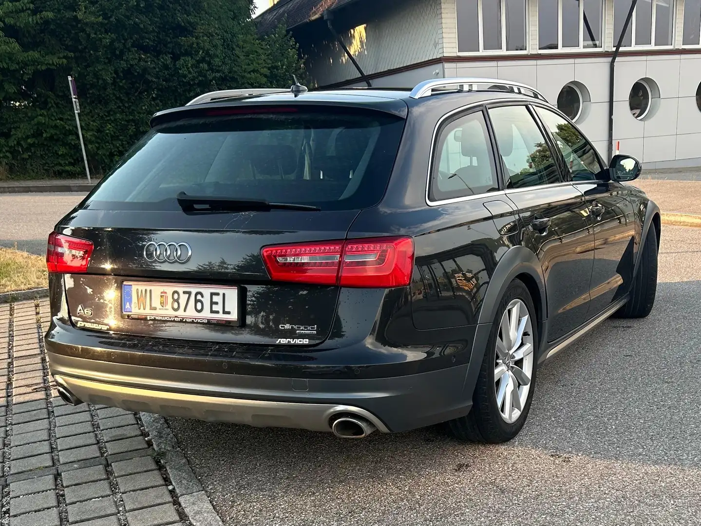 Audi A6 allroad A6 Allroad 3,0 TDI quattro DPF S-tronic Grau - 2