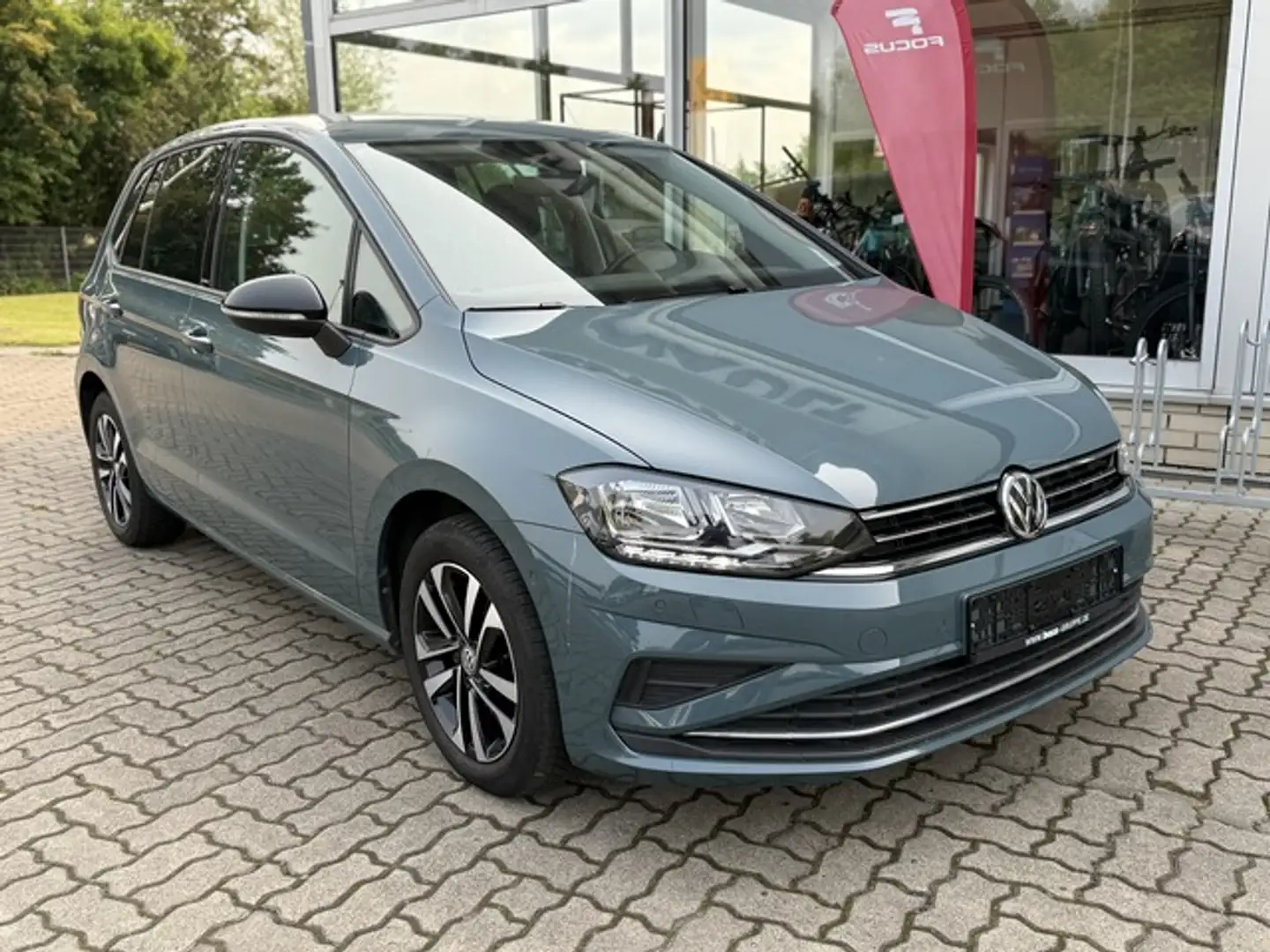 Volkswagen Golf Sportsvan VII IQ.DRIVE Blau - 2