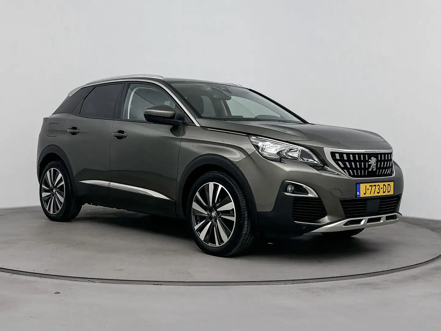 Peugeot 3008 SUV 130 pk Automaat Premium Avantage | 1ste eigena Grijs - 2