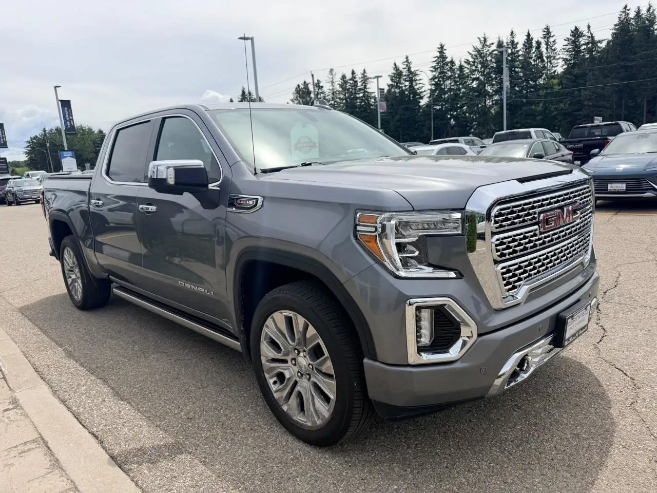 GMC Sierra 1500 photo GMC Sierra 1500