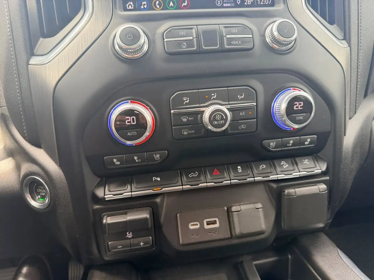 GMC Sierra 1500 photo GMC Sierra 1500