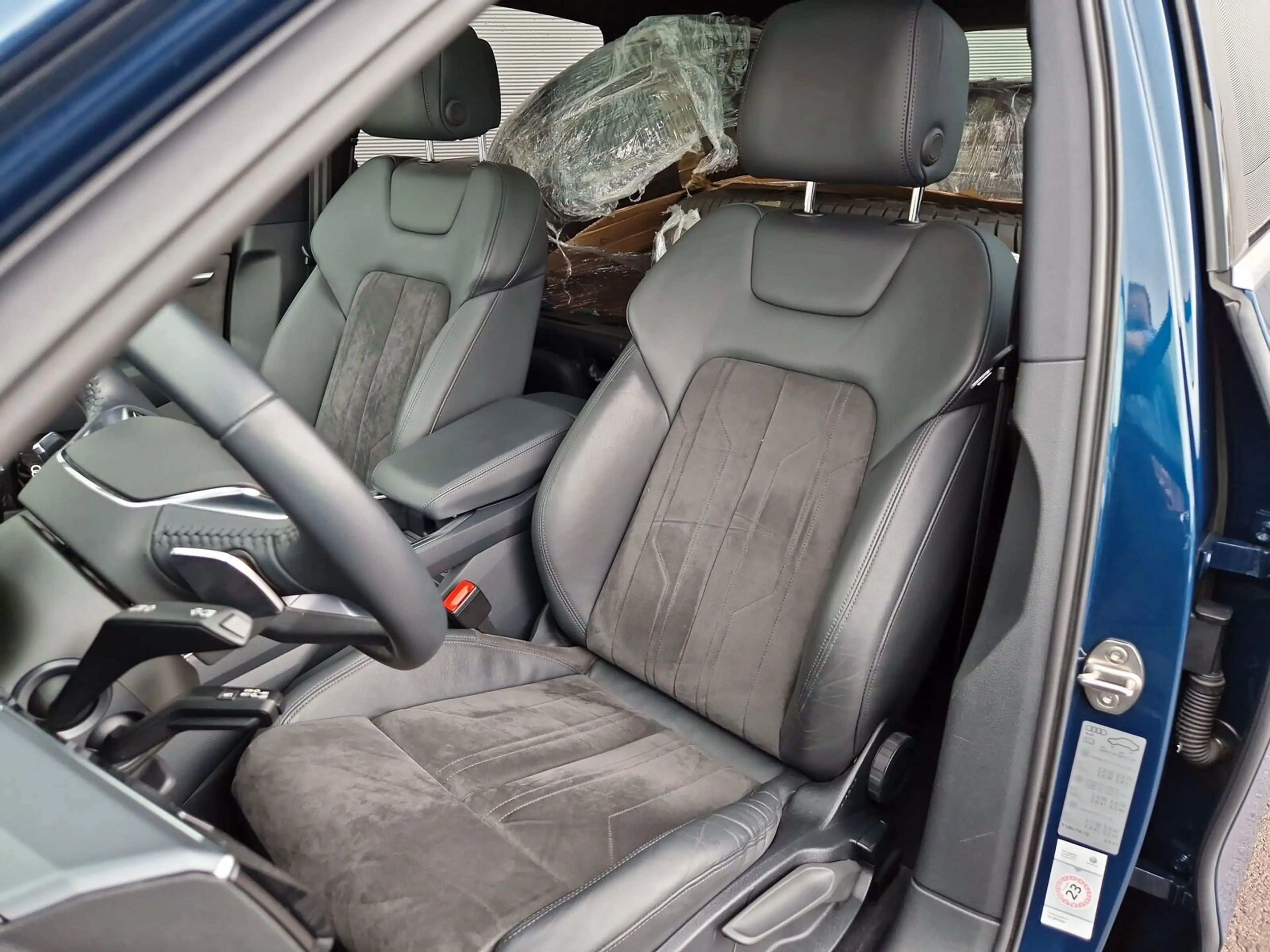 Audi e-tron 55 qu AHK HuD PANO MATRIX LUFT B&O — photo 9