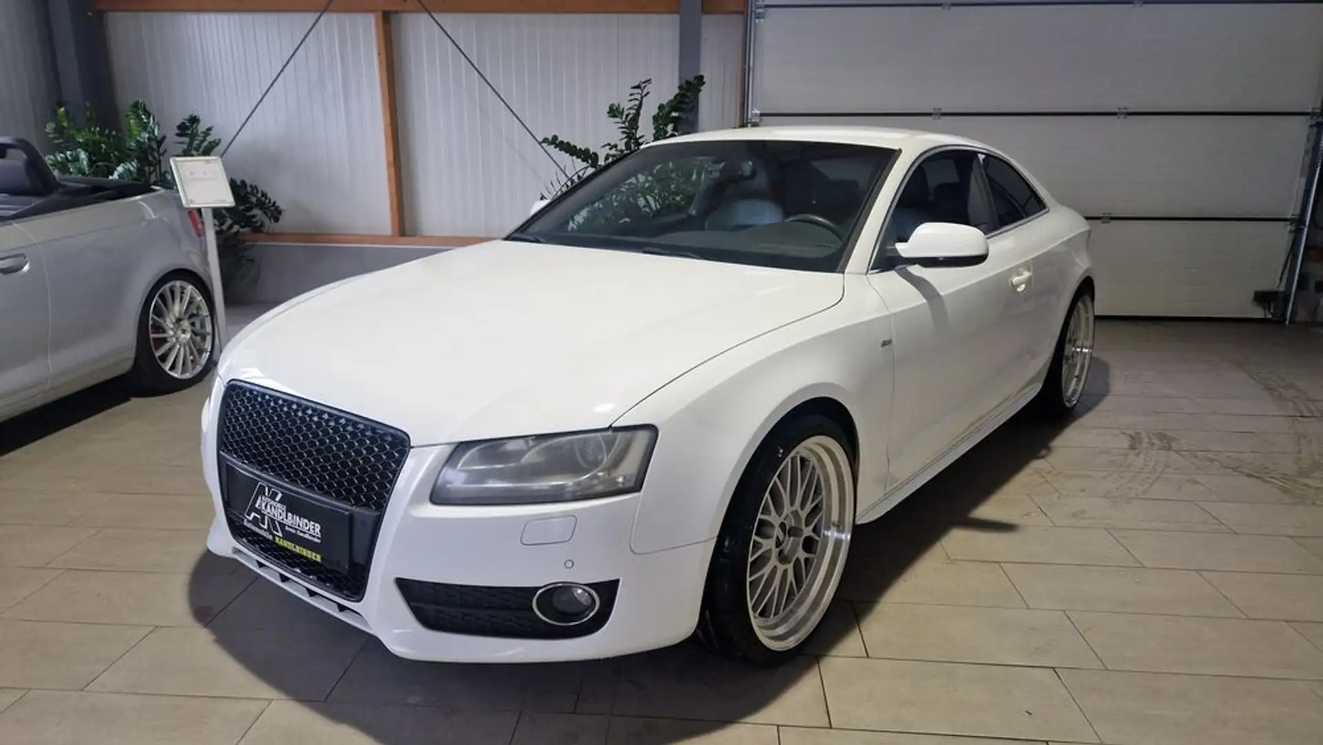 Audi A5 Coupe TFSI S-Line Weiß - 1