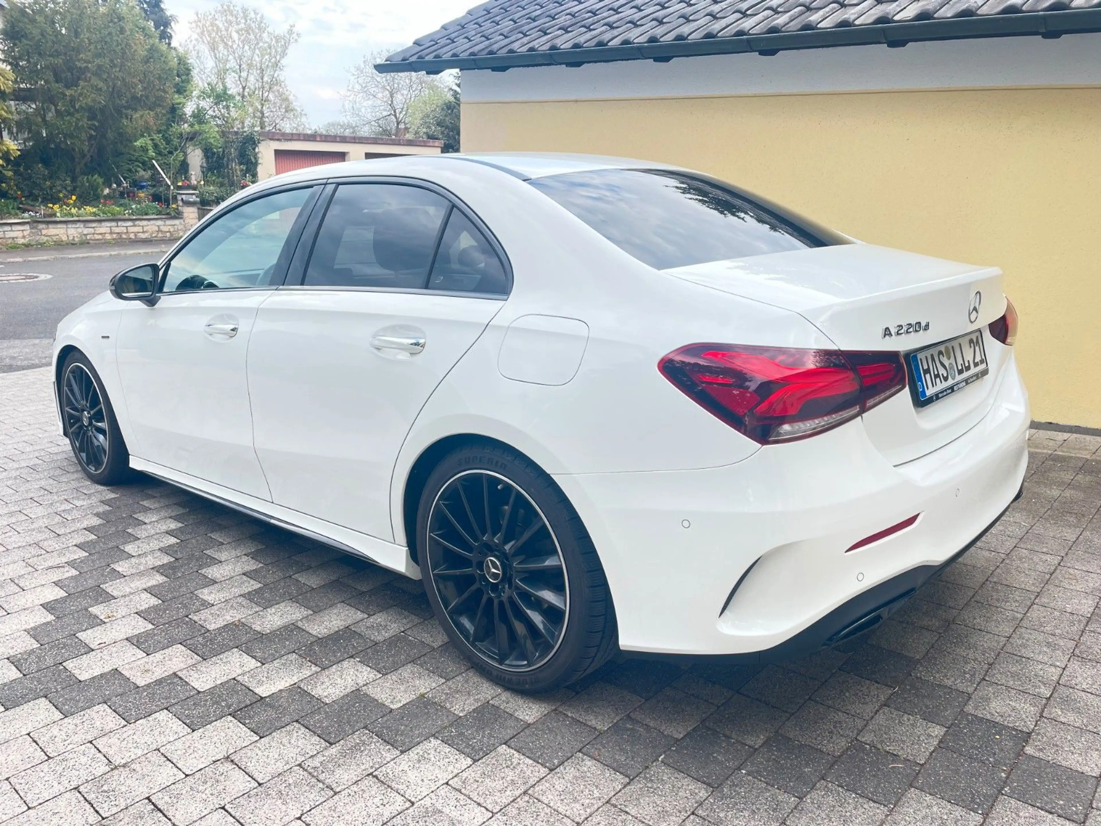 Mercedes-Benz A 220 A dLimousine AMG-Edition-NAVI-LED-Tempomat — photo 6