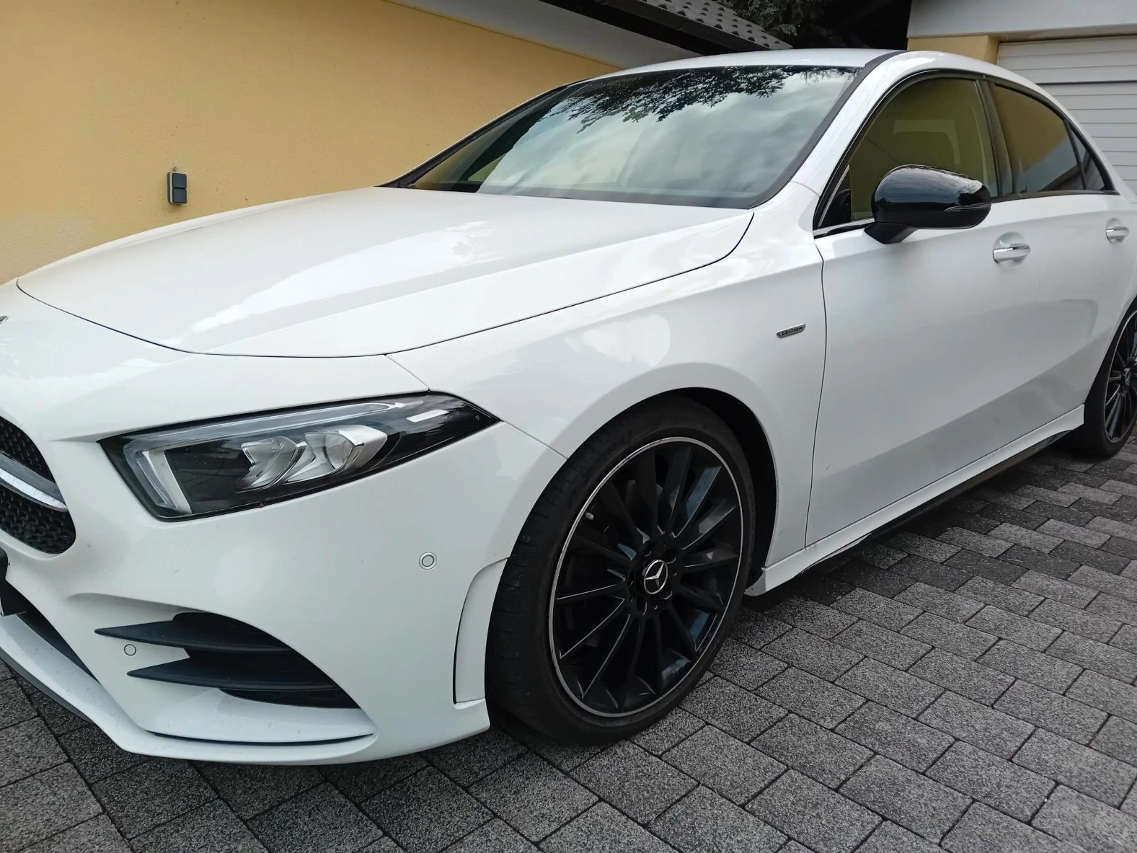 Mercedes-Benz A 220 A dLimousine AMG-Edition-NAVI-LED-Tempomat — photo 2