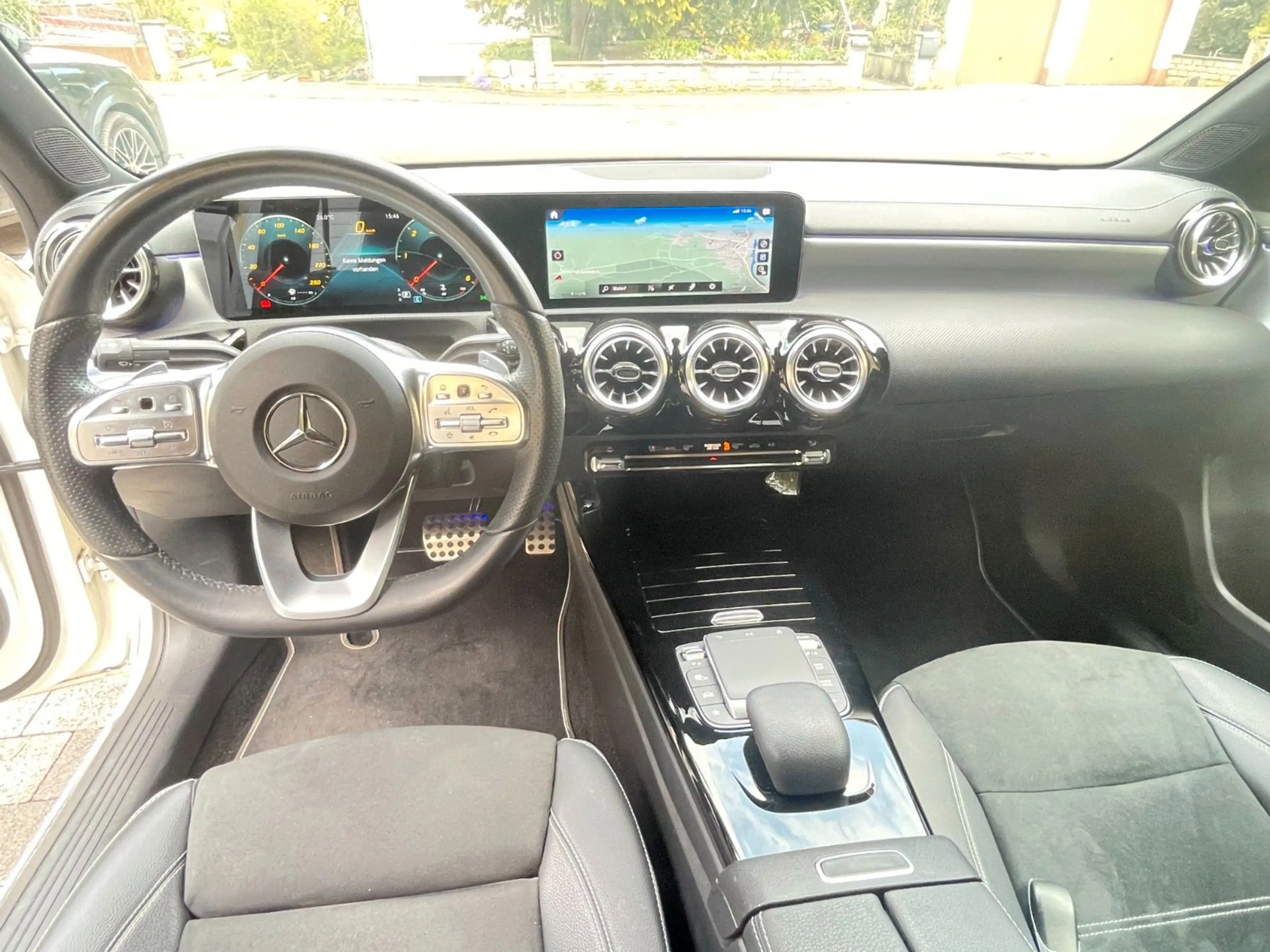 Mercedes-Benz A 220 A dLimousine AMG-Edition-NAVI-LED-Tempomat — photo 10