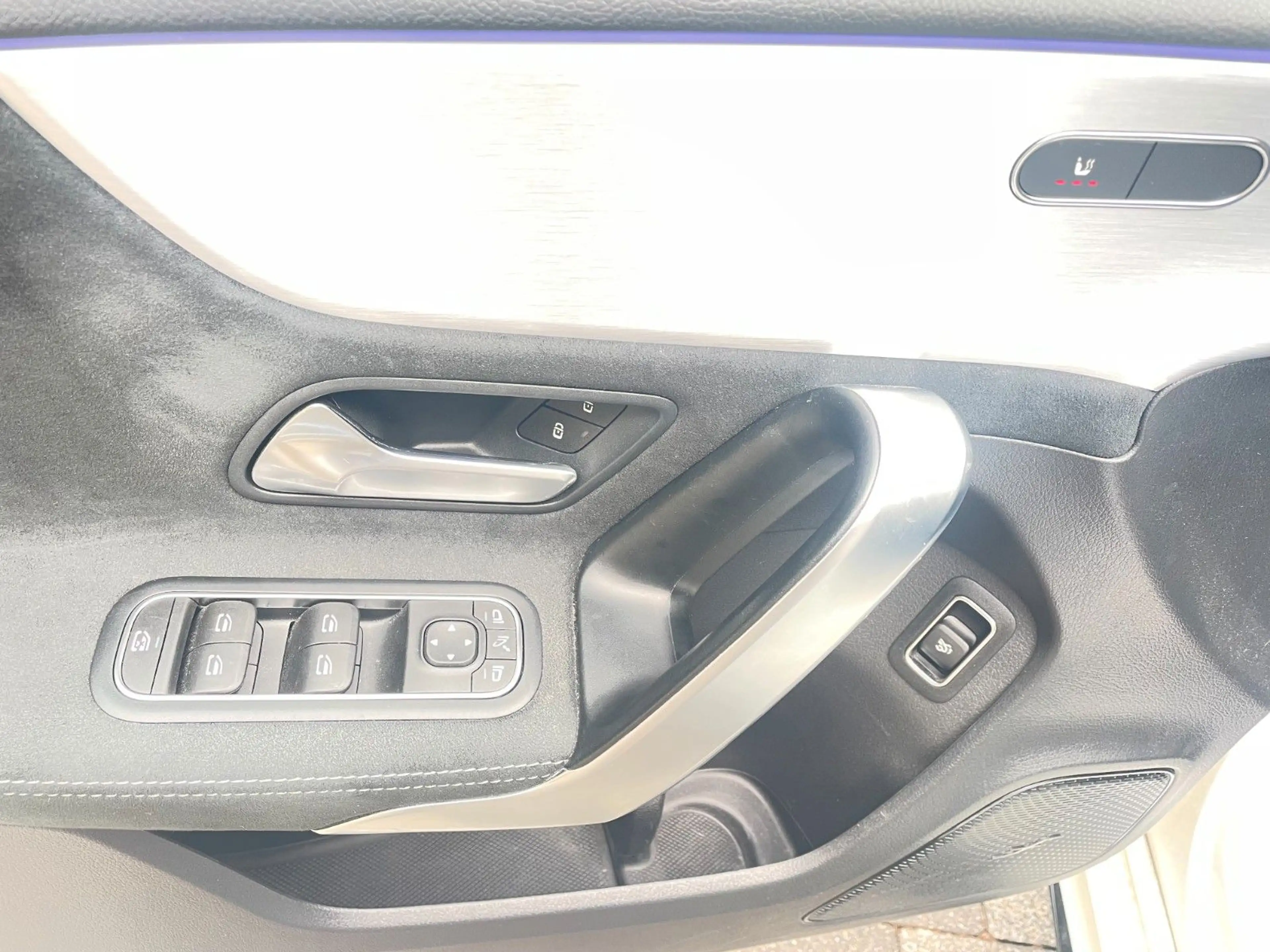 Mercedes-Benz A 220 A dLimousine AMG-Edition-NAVI-LED-Tempomat — photo 8