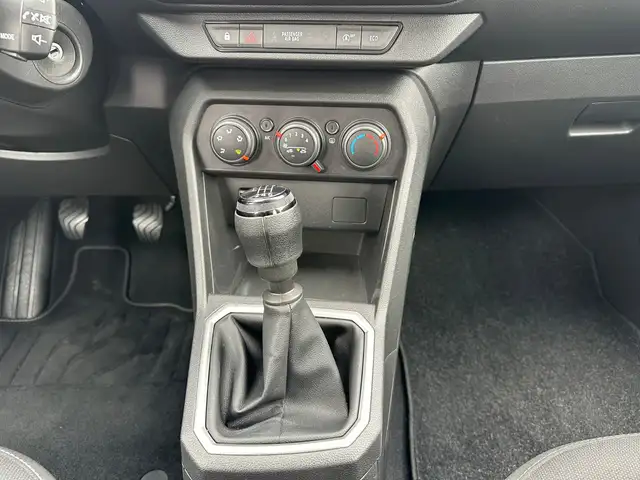 Dacia Sandero Stepway view 13