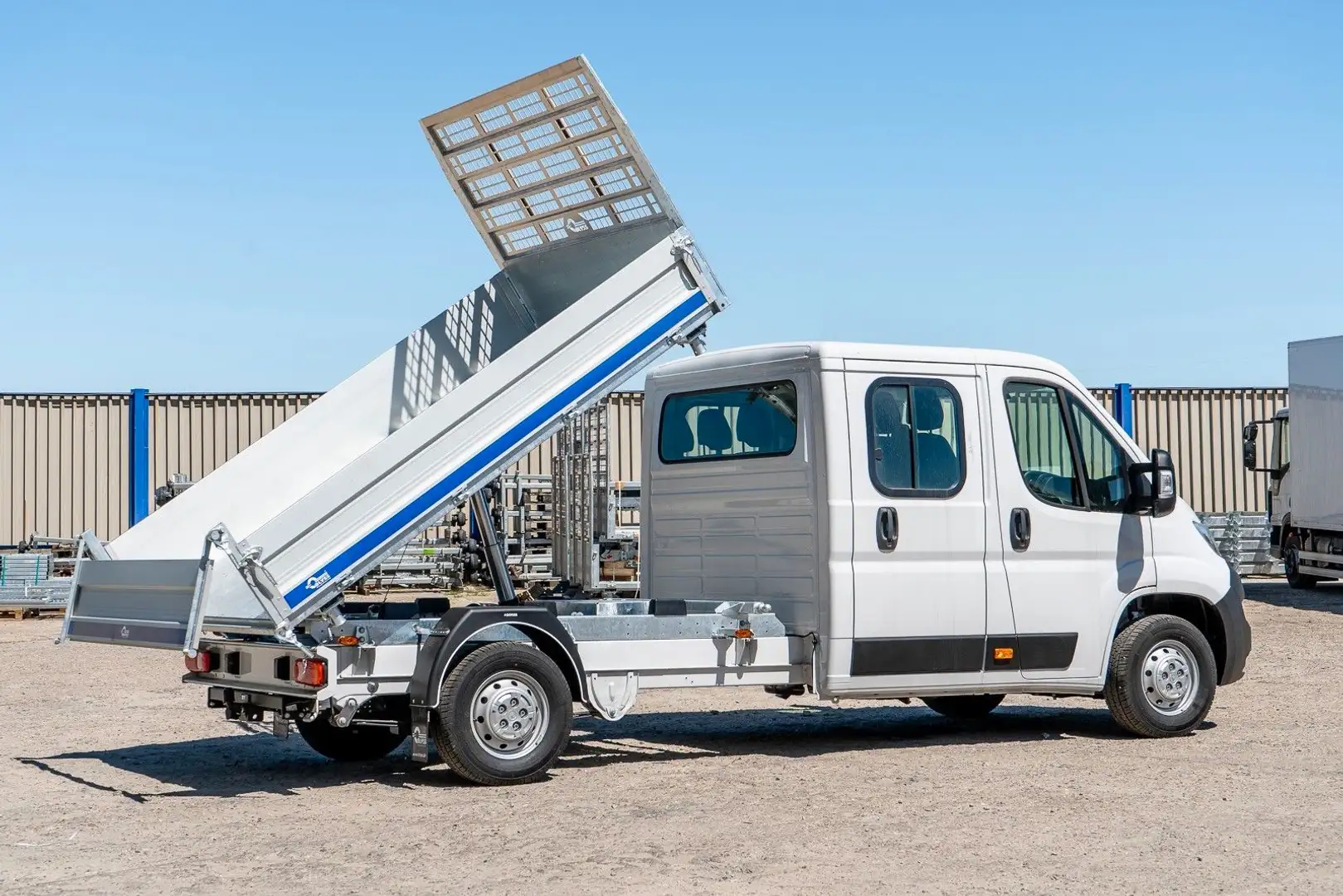 Opel Movano DoKa 3-Seiten-Kipper SOFORT VERFÜGBAR Weiß - 1