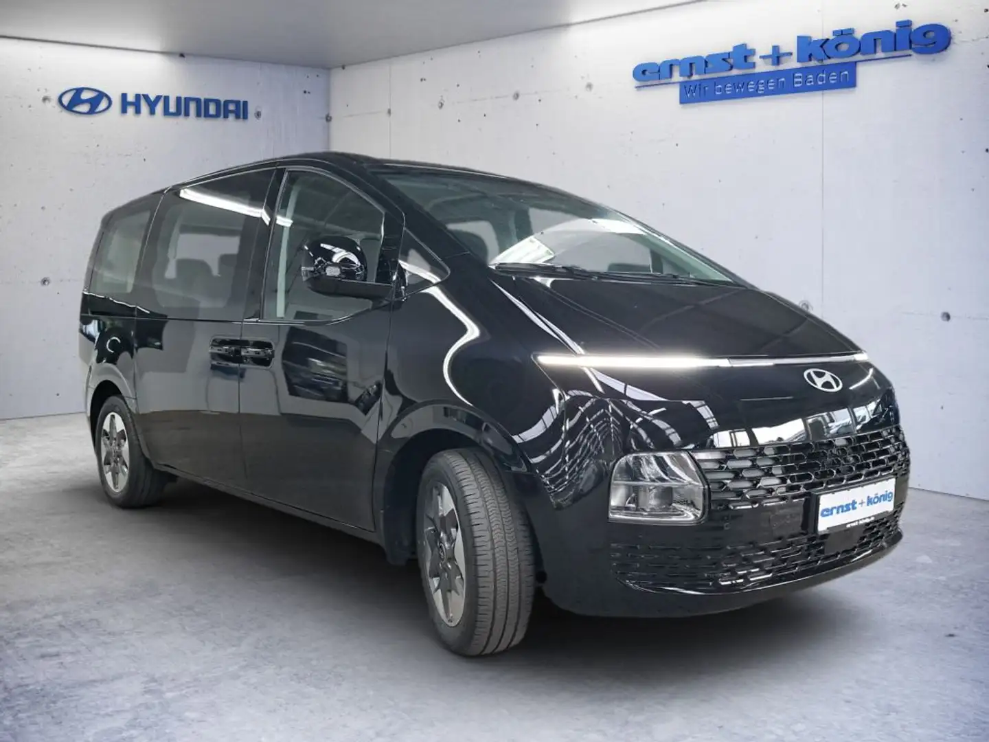 Hyundai STARIA 1.6 T-GDI HEV Trend Schwarz - 2