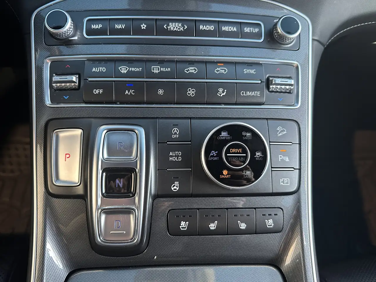 Hyundai SANTA FE снимка Hyundai SANTA FE