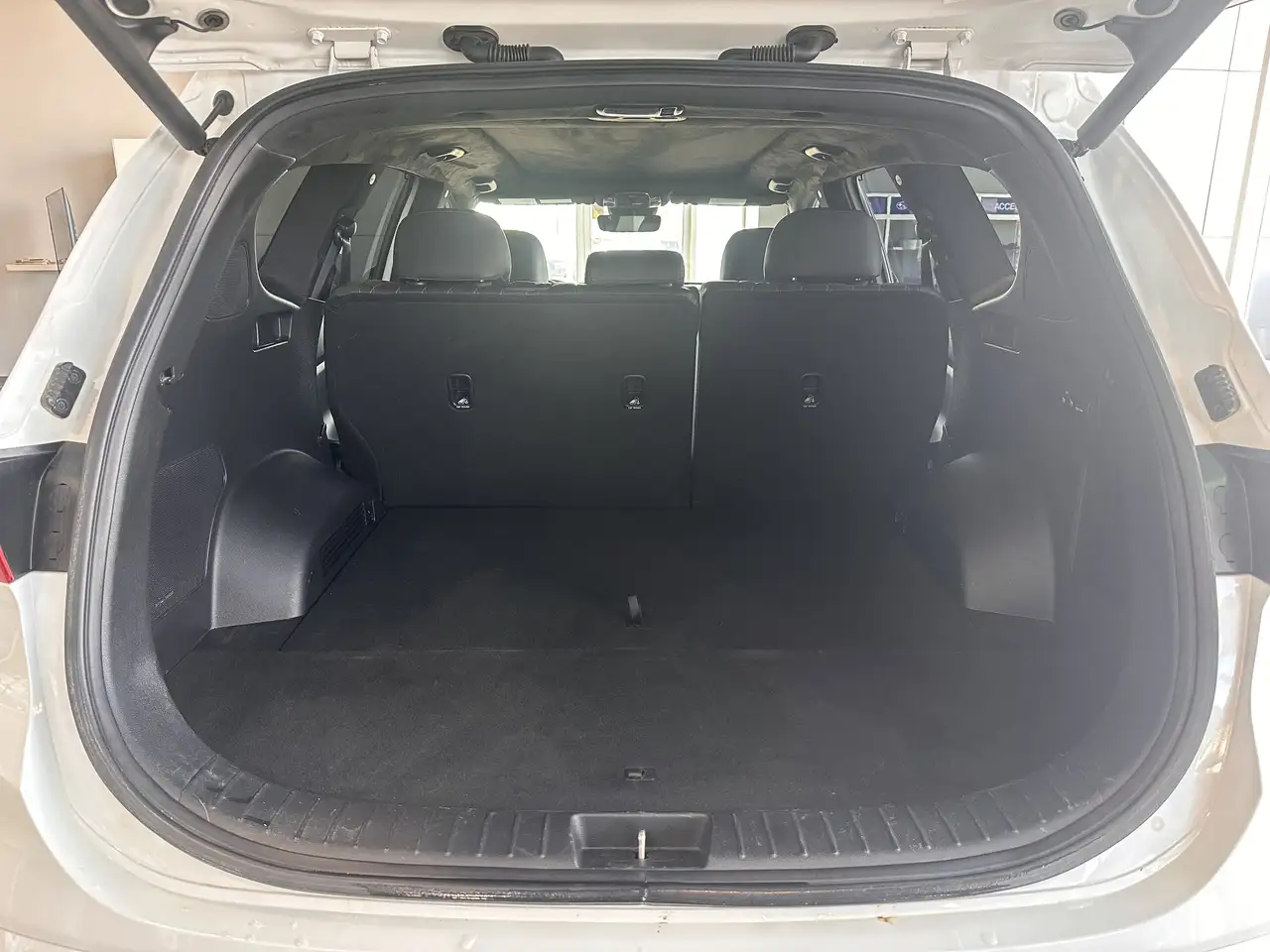 Hyundai SANTA FE снимка Hyundai SANTA FE
