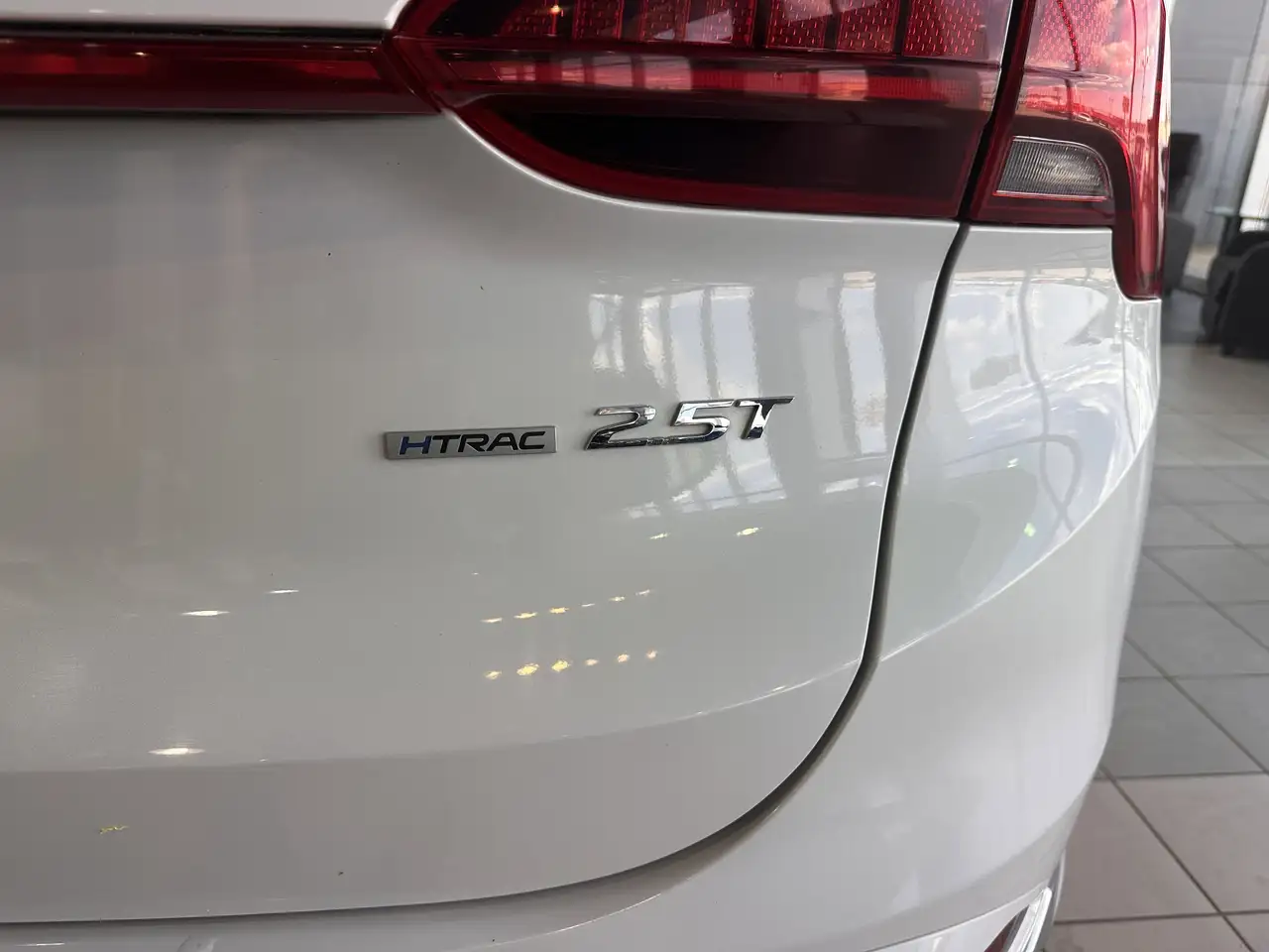 Hyundai SANTA FE снимка Hyundai SANTA FE