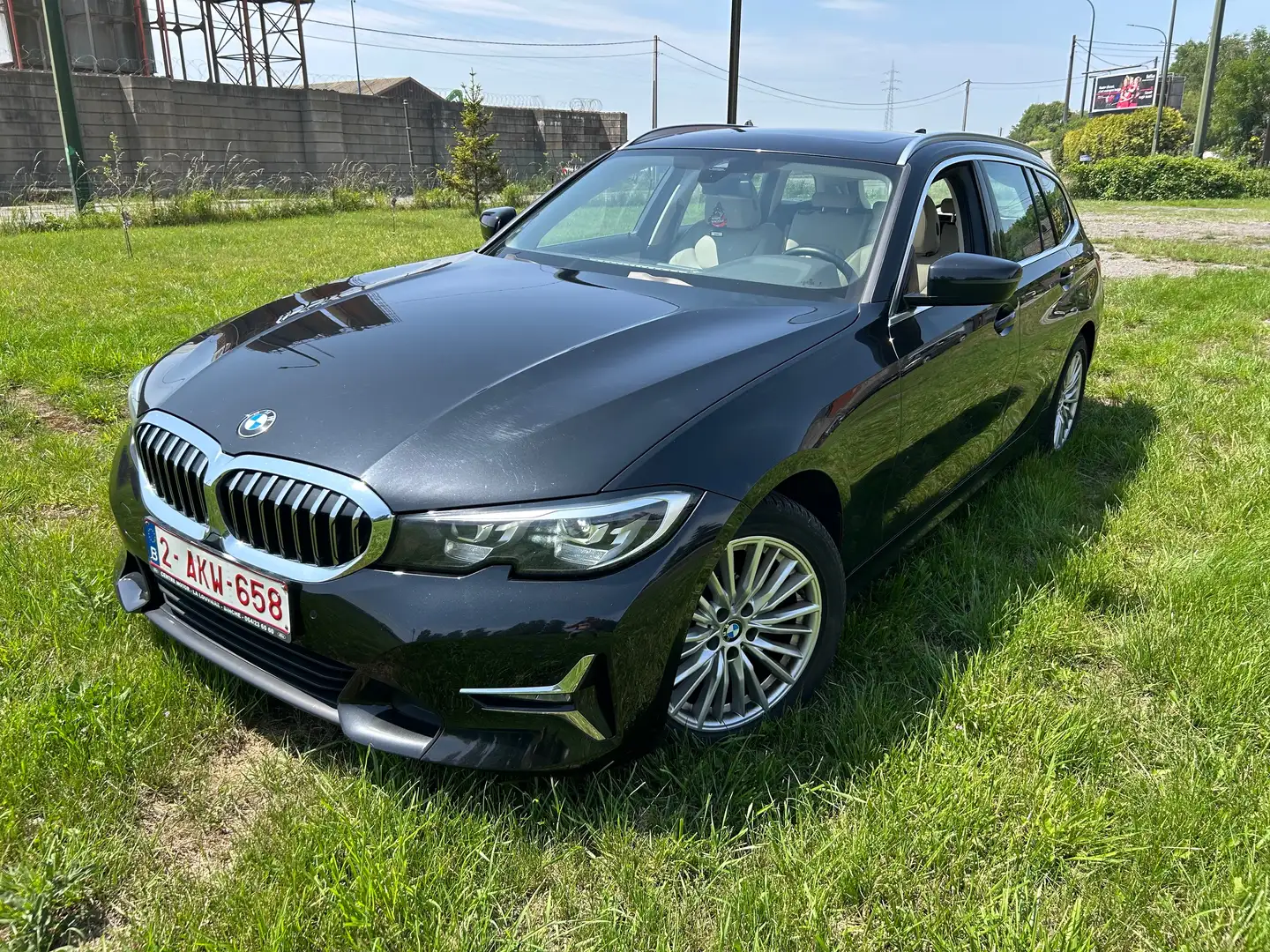 BMW 318 2.0D Чорний - 1