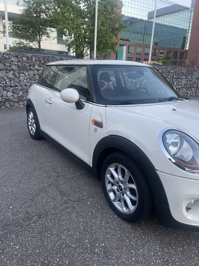 MINI Cooper D 1.5 - 2