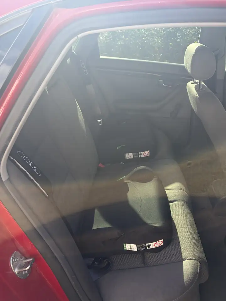 Audi A4 2.0, foto 6