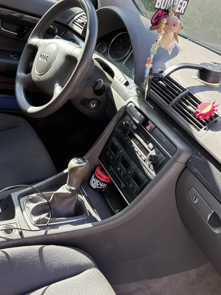 Audi A4 2.0, foto 8