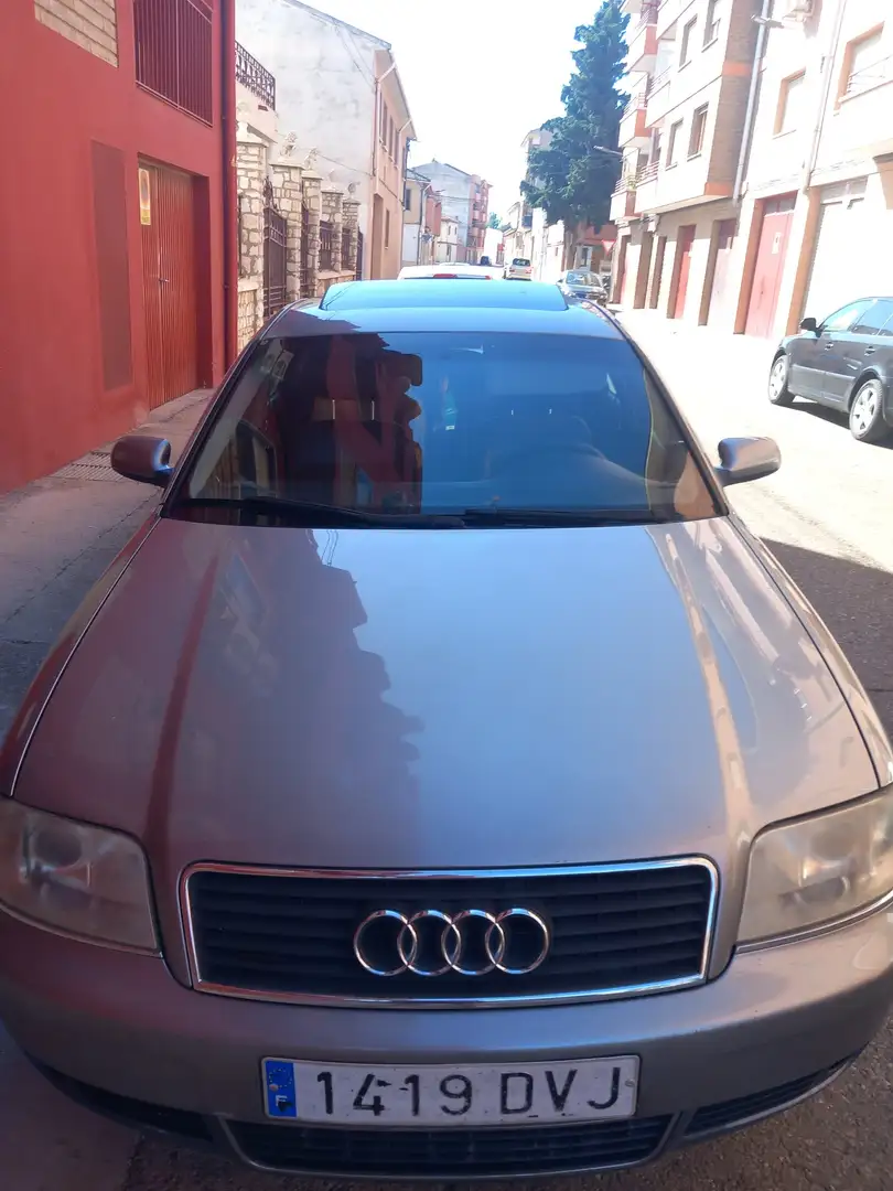 Audi A6 2.5 TDI - 1