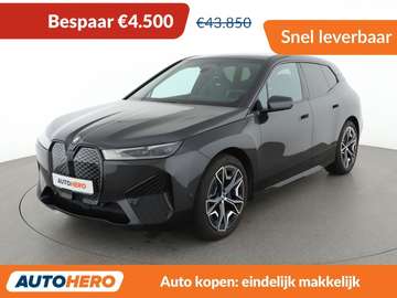iX 40 xDrive Sport
