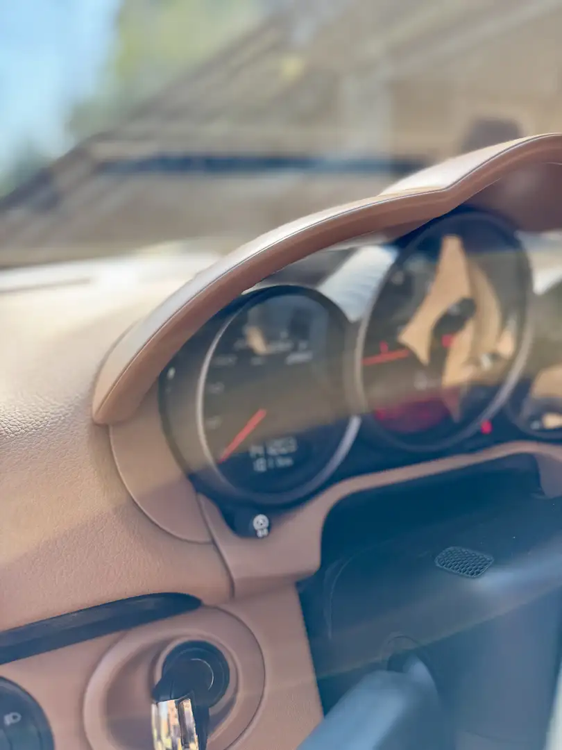 Porsche Cayman 2.7 - 1