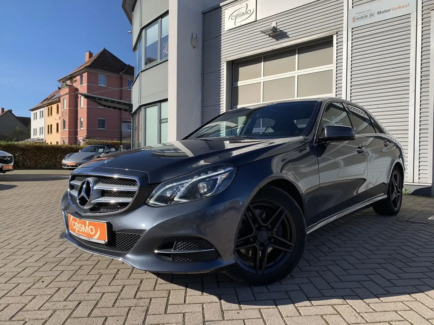 Mercedes-Benz E 250 E250d Limousine Pano+Leder+Voll-LED+Navi+Kamera Grau - 1