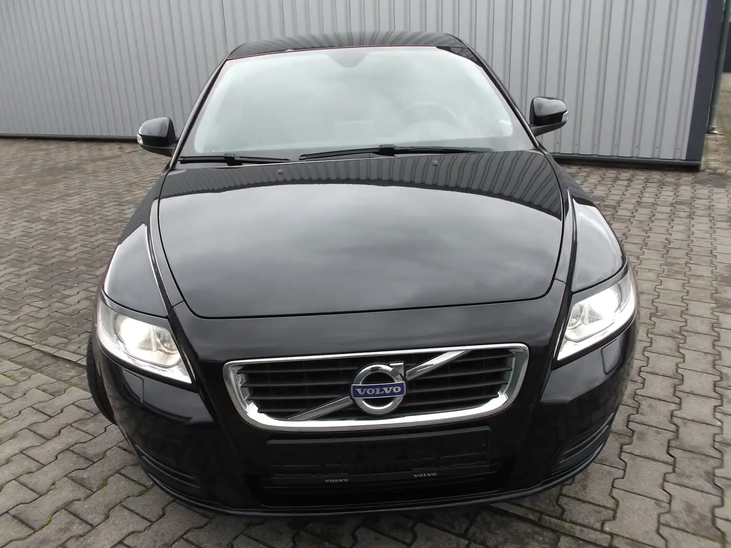 Volvo V50 DIESEL.DPF.TÜV10/2027.6GANG.XENON.NAVI.AHK.ALU Schwarz - 2