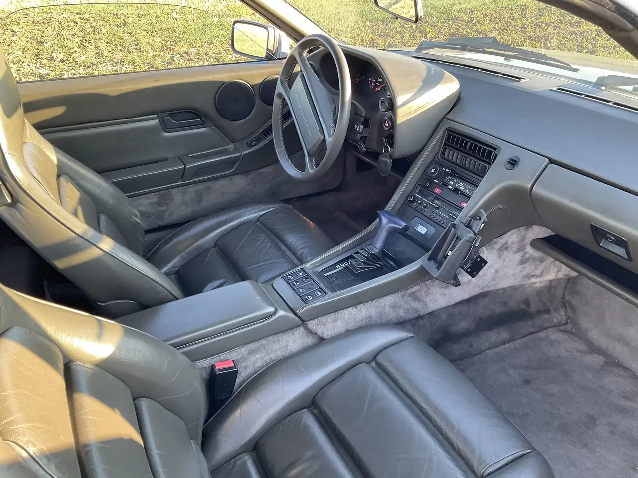 Porsche 928 S, foto 7