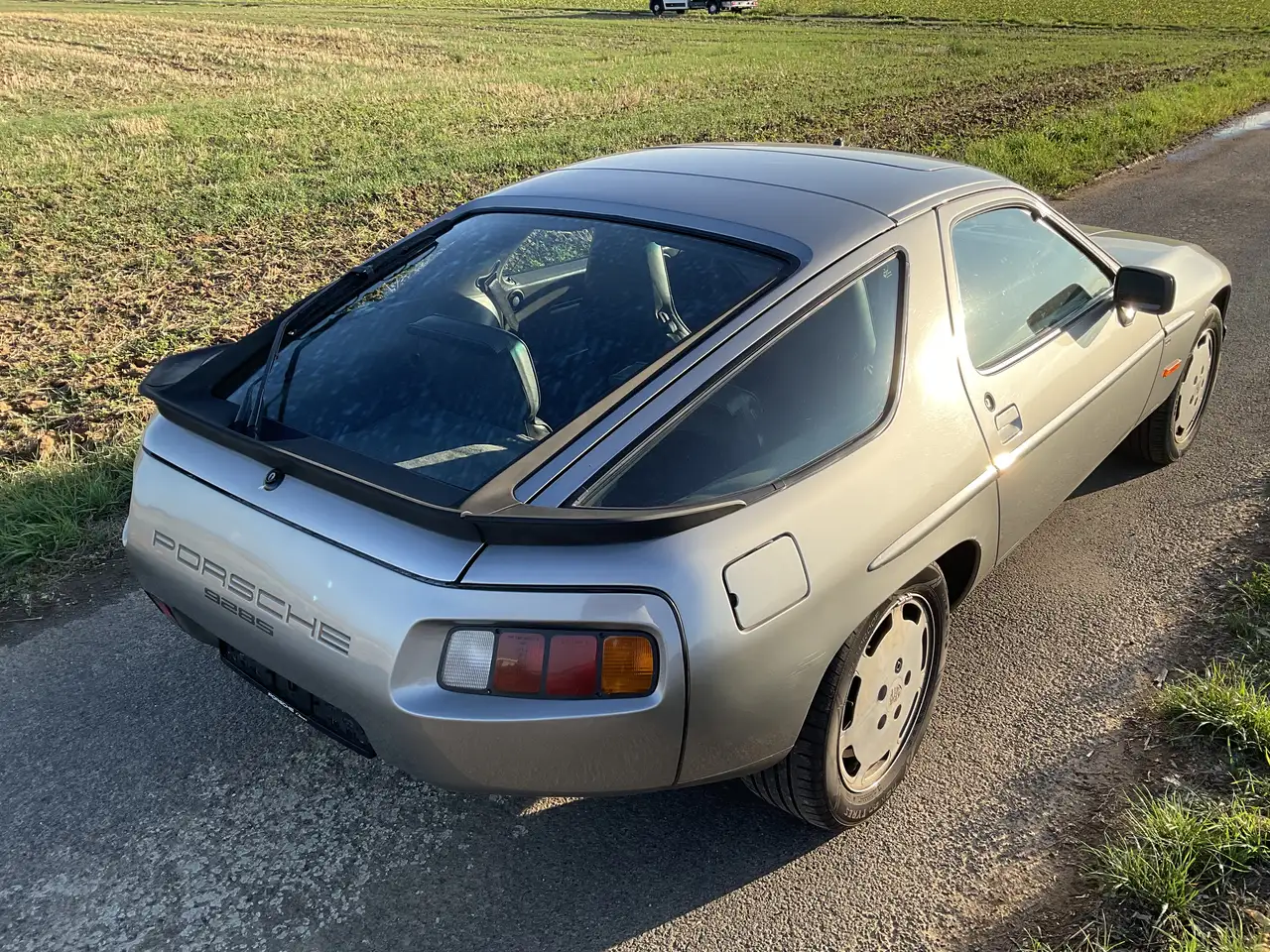 Porsche 928 S, foto 4