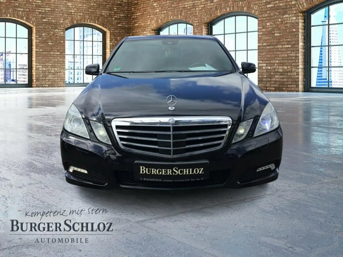 Mercedes-Benz E 300 CDI ACC AHK AUT DynLicht Fernlichtass. LM Zwart - 2