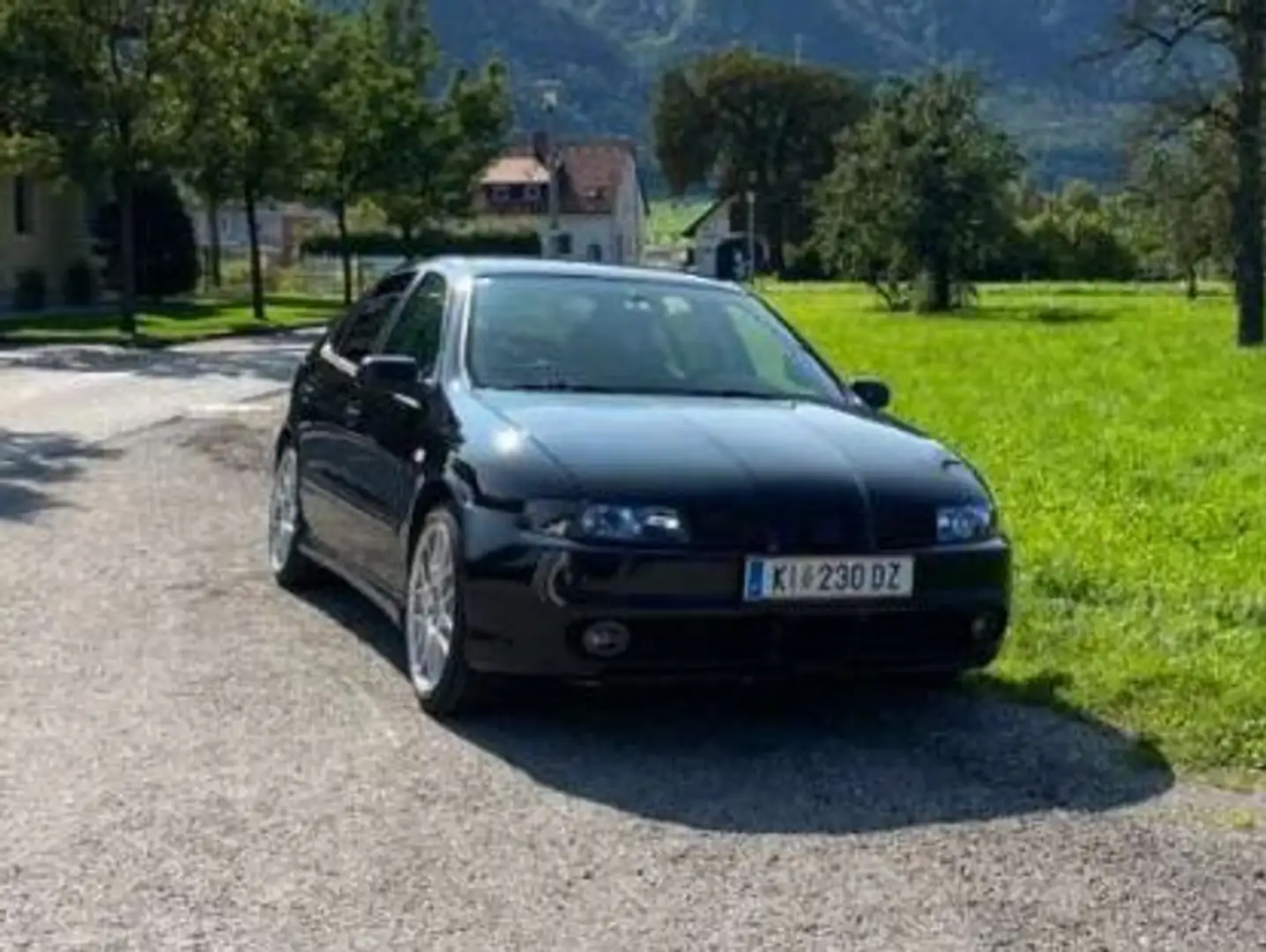 SEAT Leon Leon4 1,9 TDI PD Cupra Noir - 1