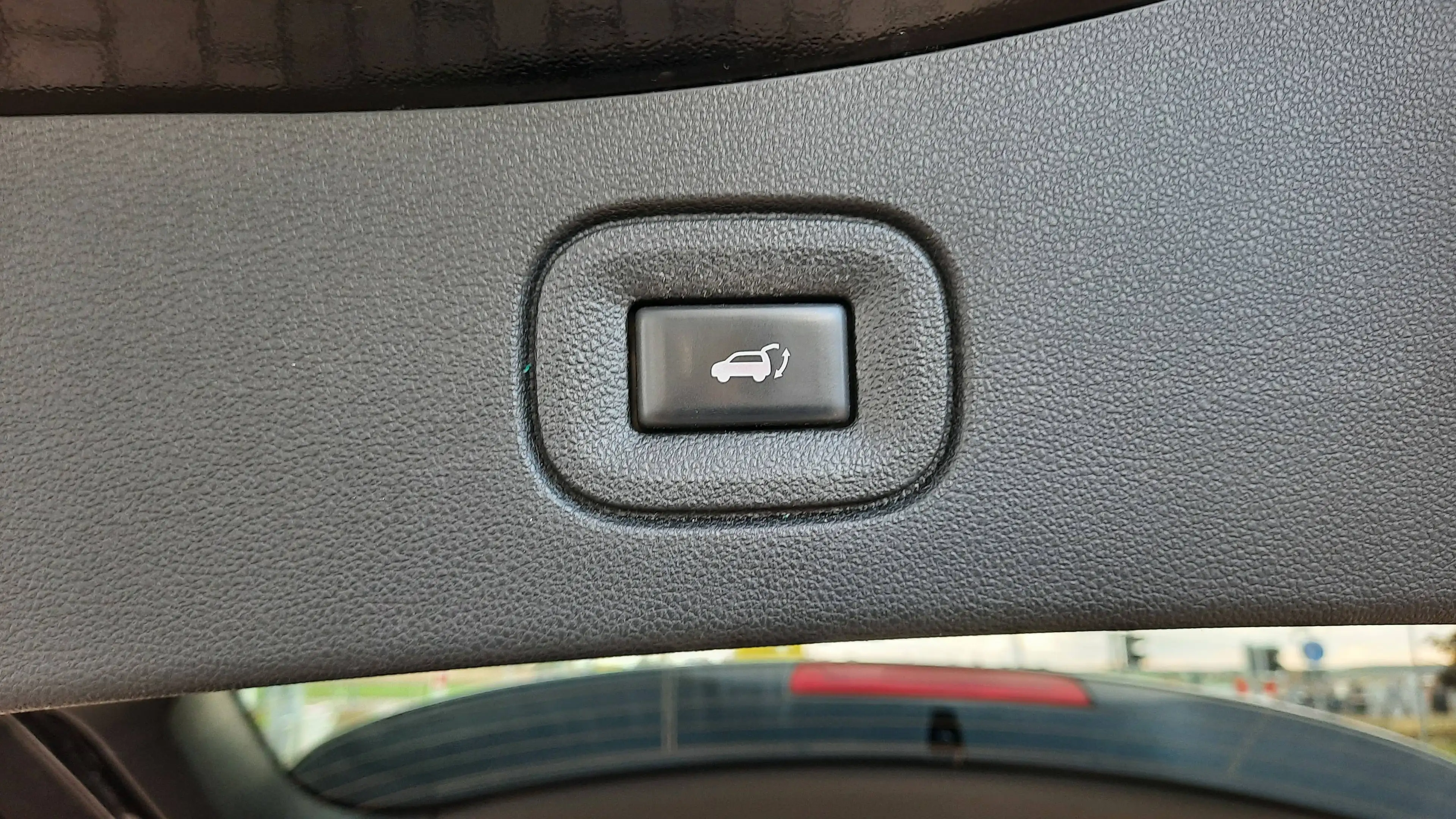 Renault Koleos Intens 4x4 — photo 13