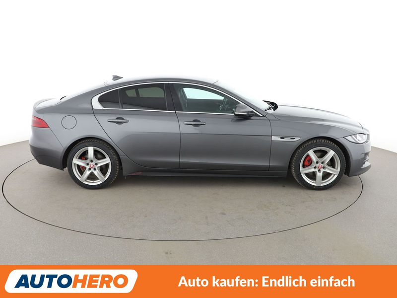 Jaguar XE 20d R-Sport Aut*NAVI*XENON*TEMPO*CAM*PDC*SHZ* — photo 7