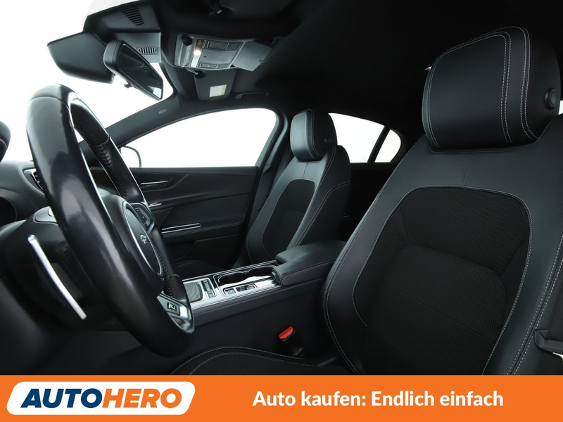 Jaguar XE 20d R-Sport Aut*NAVI*XENON*TEMPO*CAM*PDC*SHZ* — photo 10