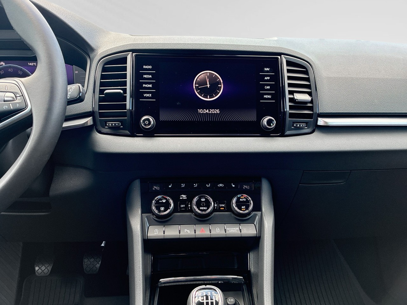 Skoda Karoq Klima Navi Rückfahrkamera Sitzheizung Fenster el. — photo 12