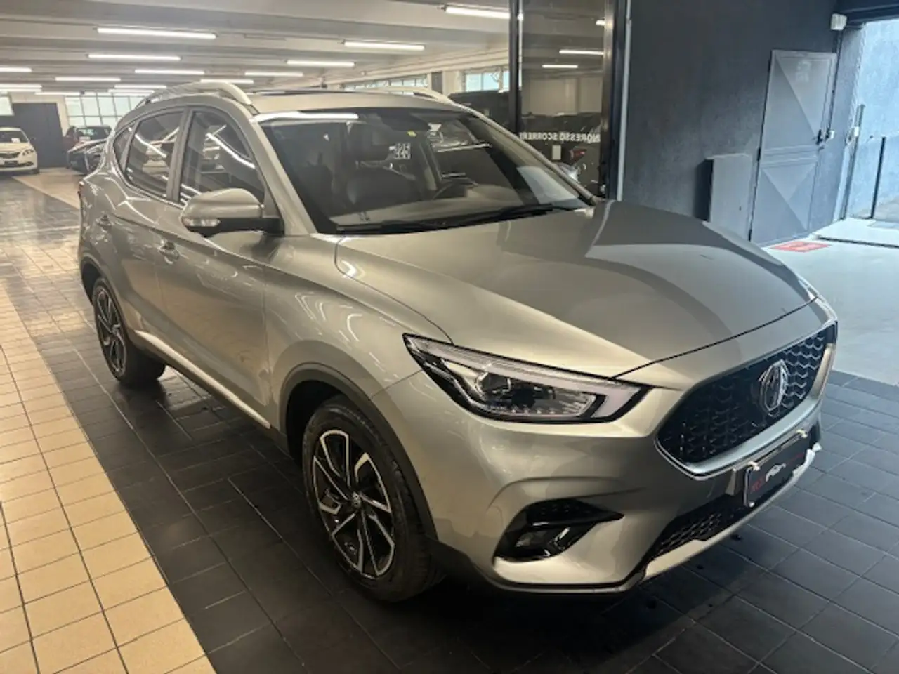 MG ZS 1.0 Luxury GPL 2