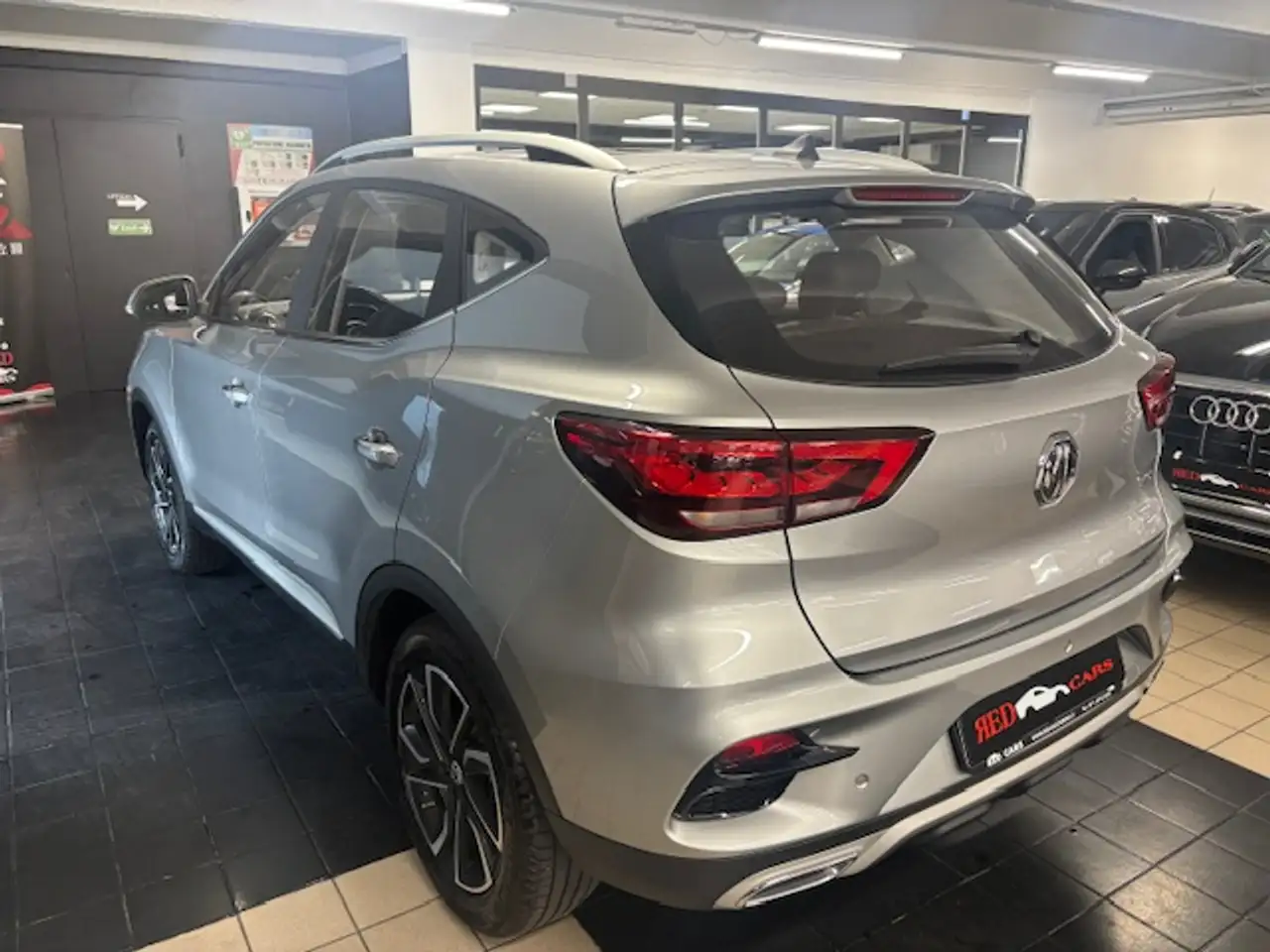 MG ZS 1.0 Luxury GPL 5