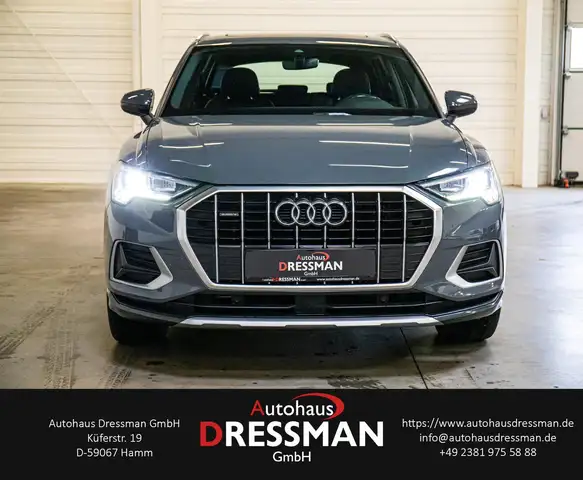 Audi Q3 view 2