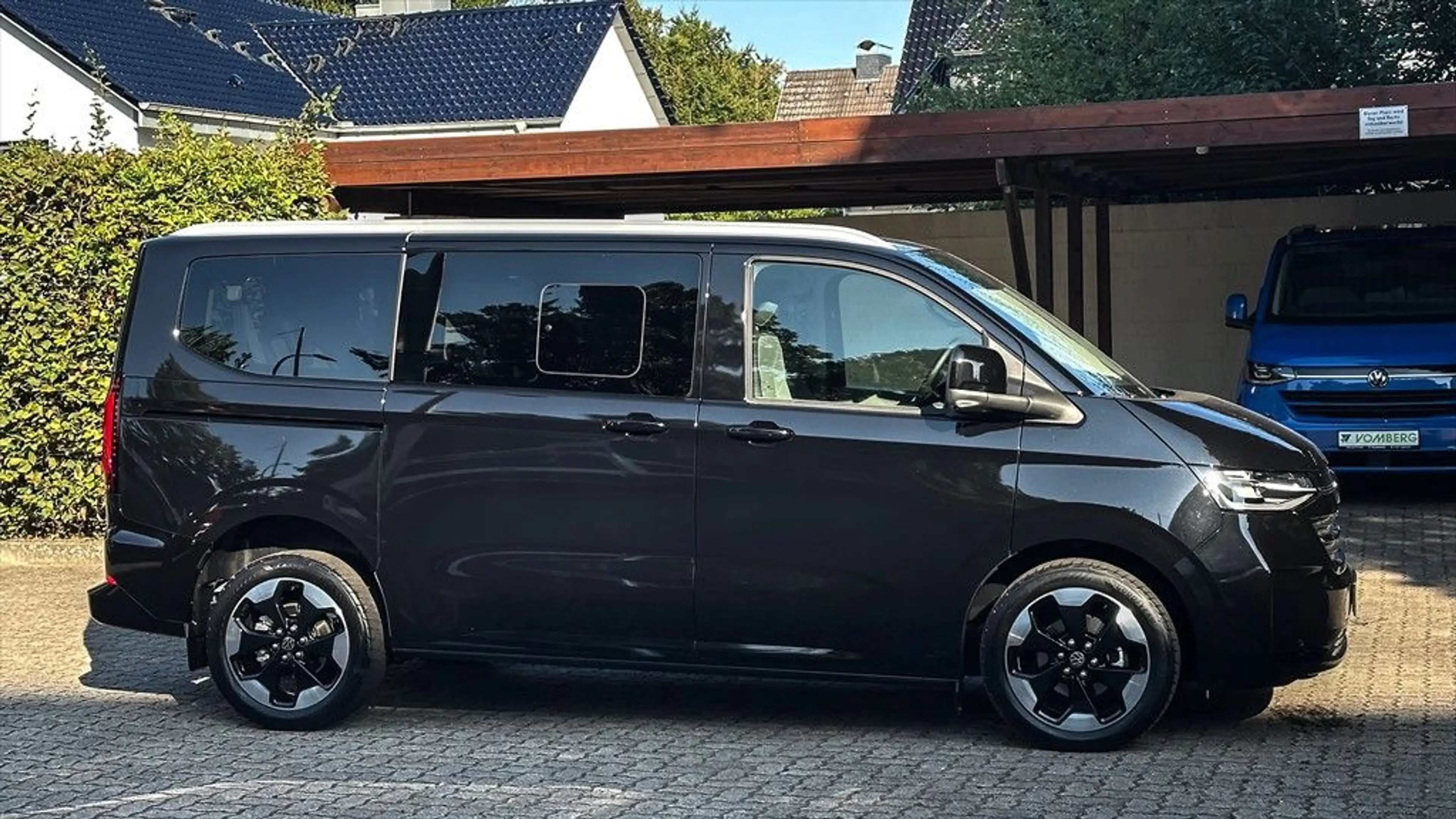 Volkswagen T7 Caravelle T7 Style 4MOTION 8-Si.+REAR-SEAT-ENTERTAINMENT ! — photo 3