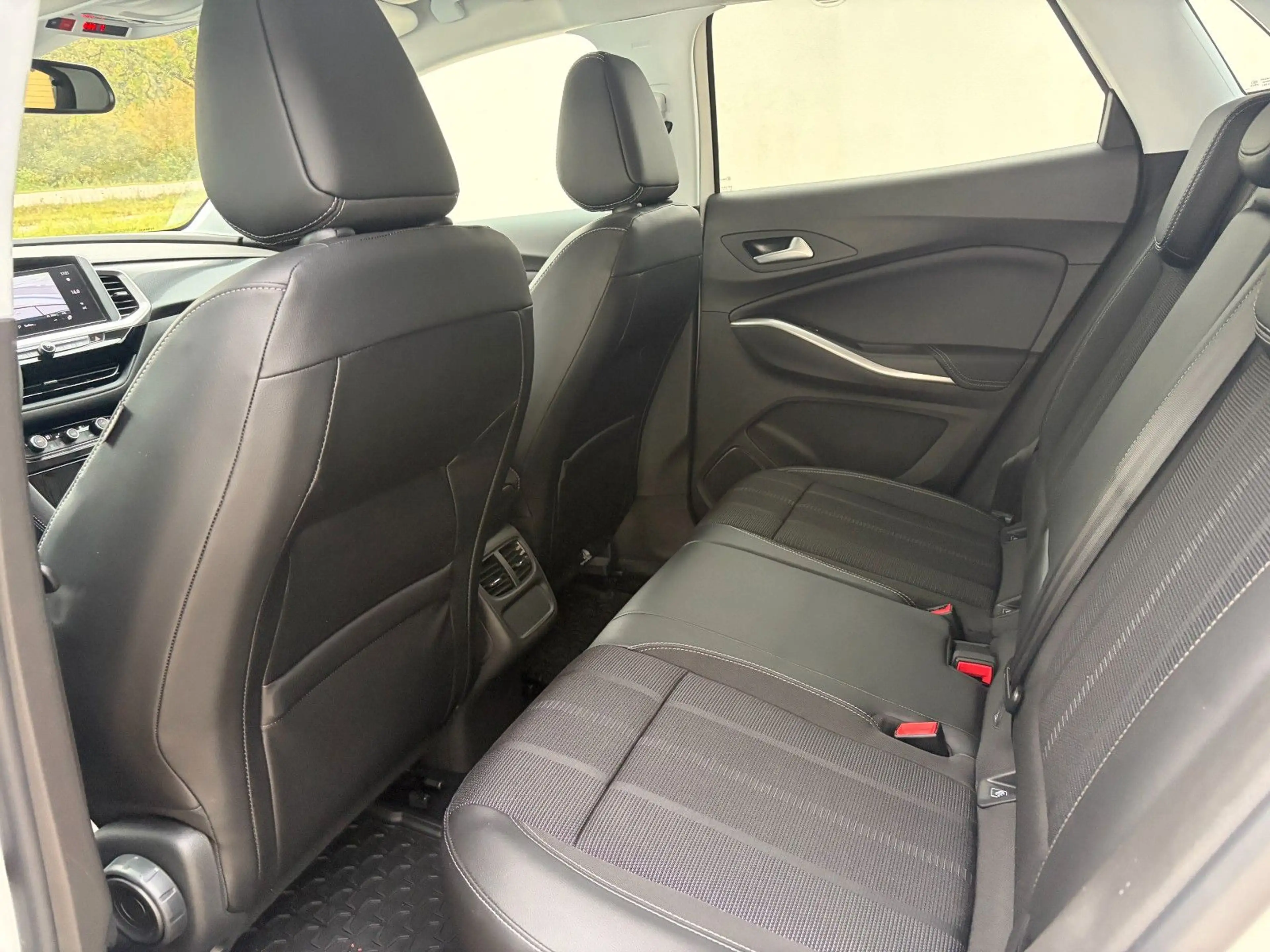 Opel Grandland X GS-Line, Navi,Kamera,Keyless,LED — photo 15