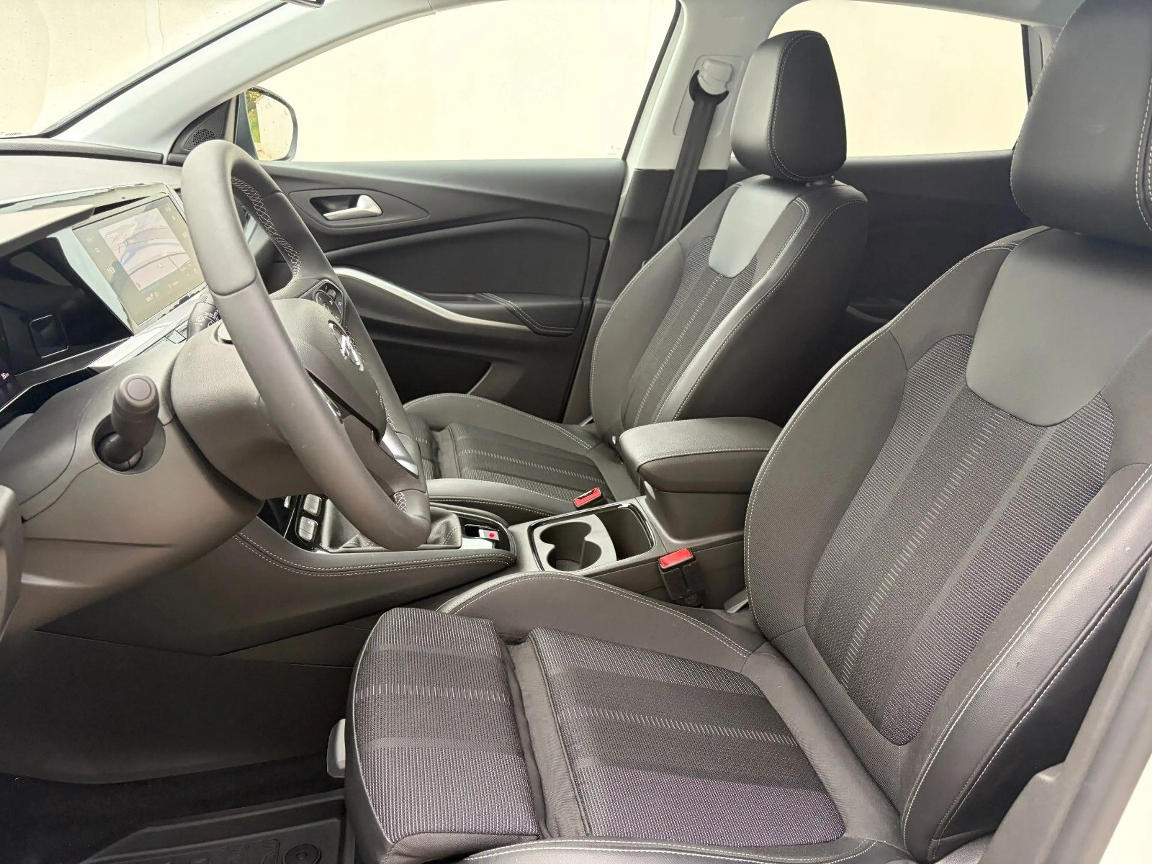 Opel Grandland X GS-Line, Navi,Kamera,Keyless,LED — photo 13