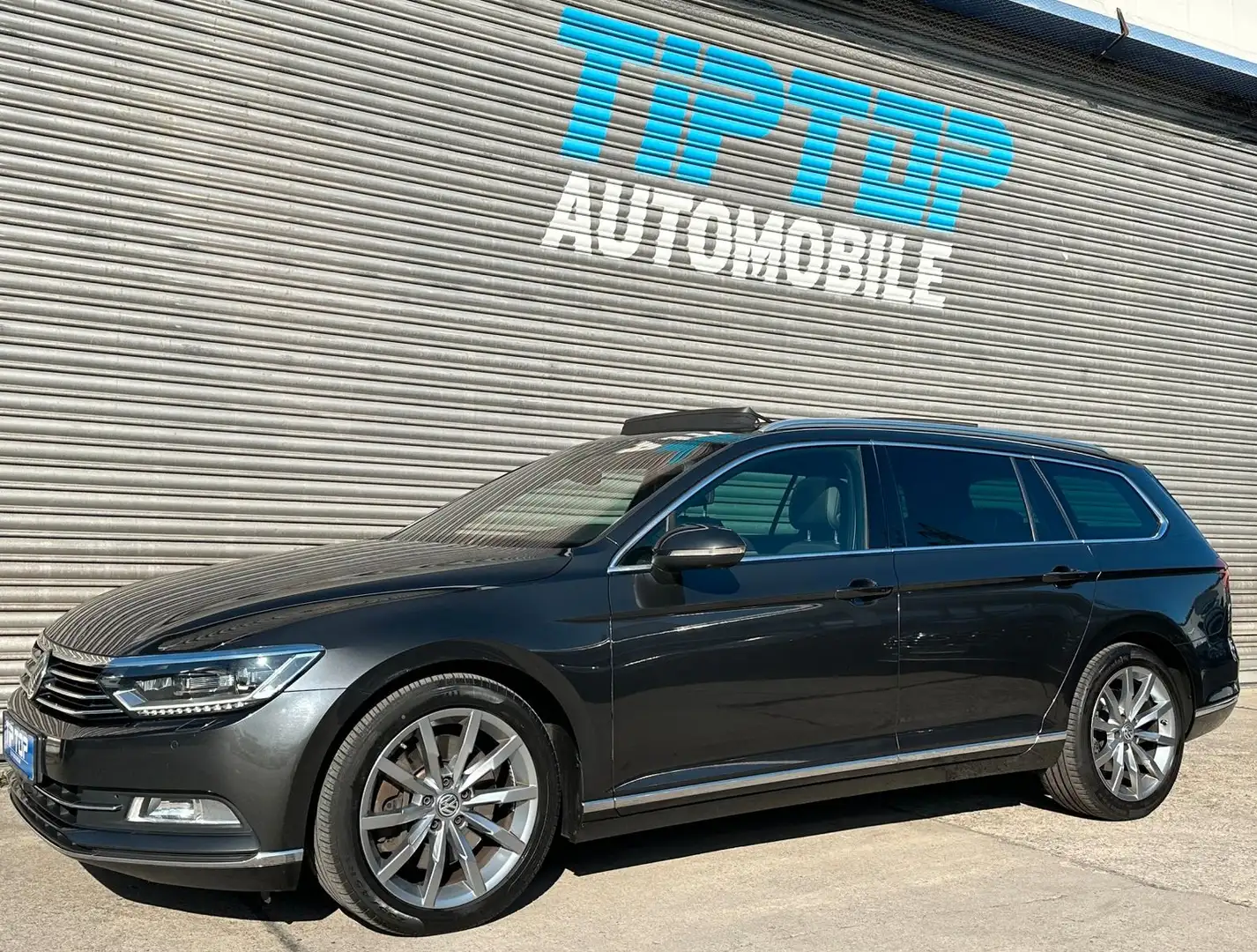 Volkswagen Passat Variant *R-LINE*4Motion*VIRTUAL*PANO*360°K Grigio - 1