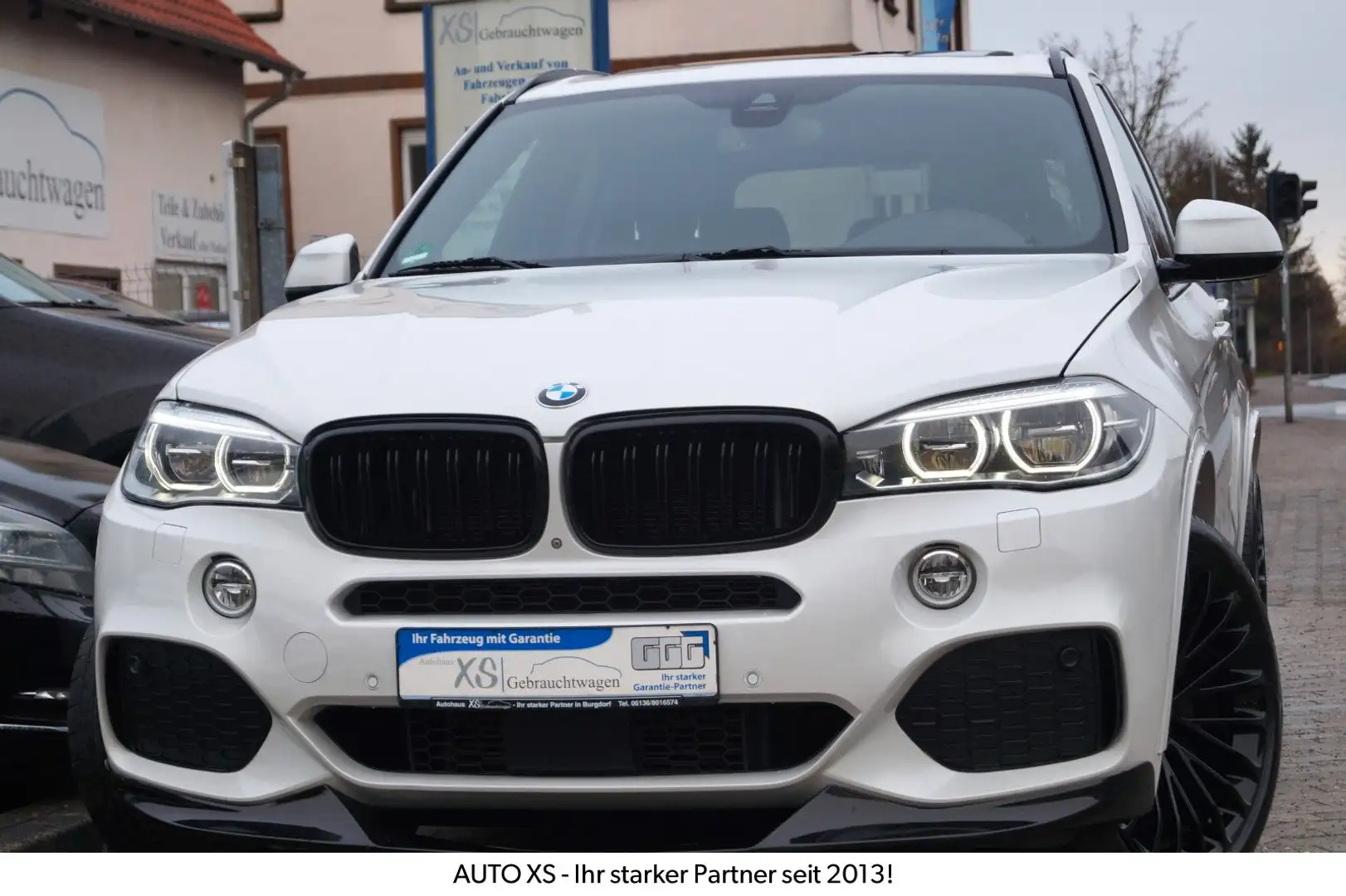 BMW X5 xDrive 40d Sport-Automatik M-Paket aus 2.Hand Blanc - 1