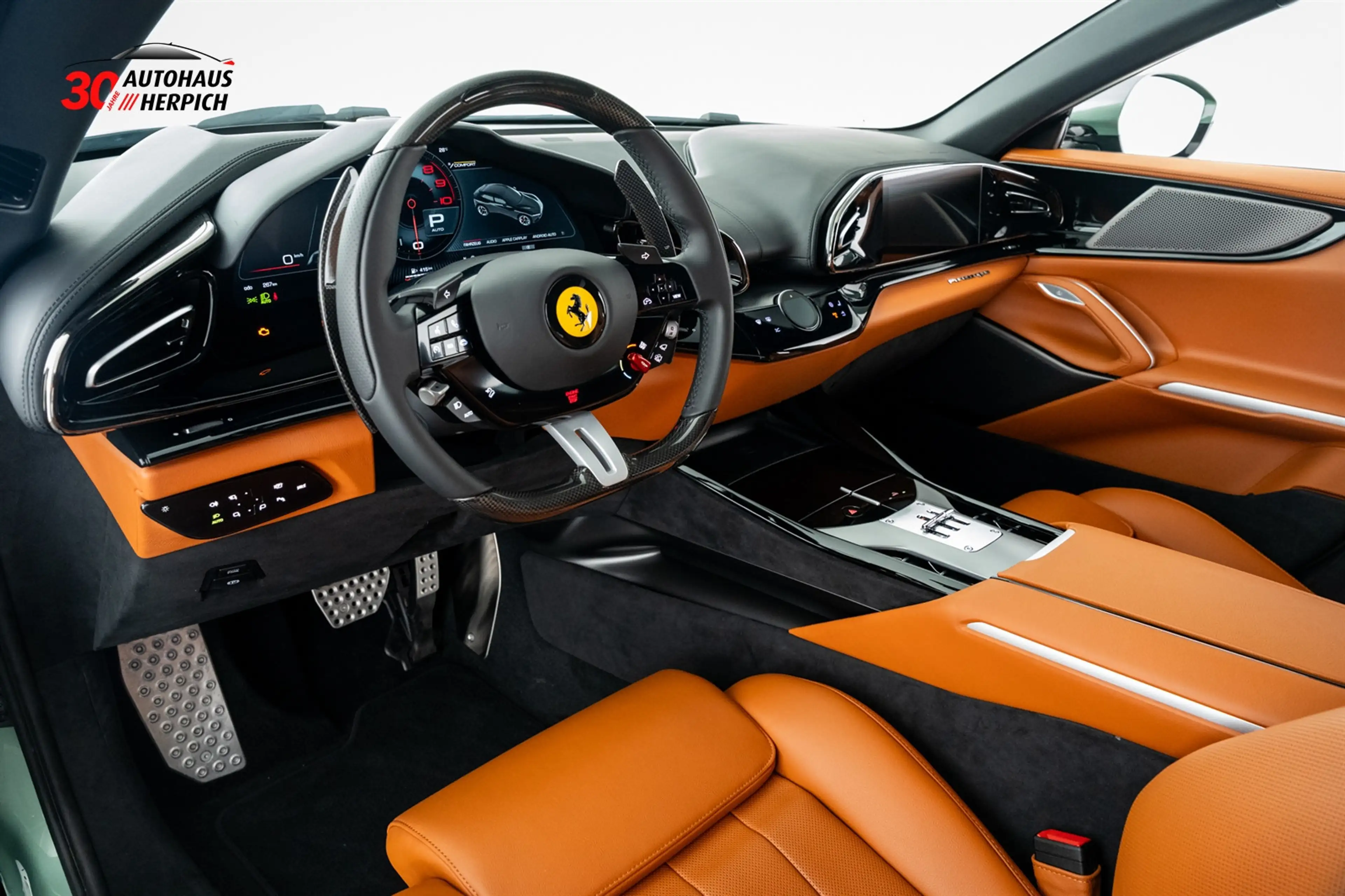 Ferrari Purosangue V12 VERDE DORA PANO Lift Massage — photo 9