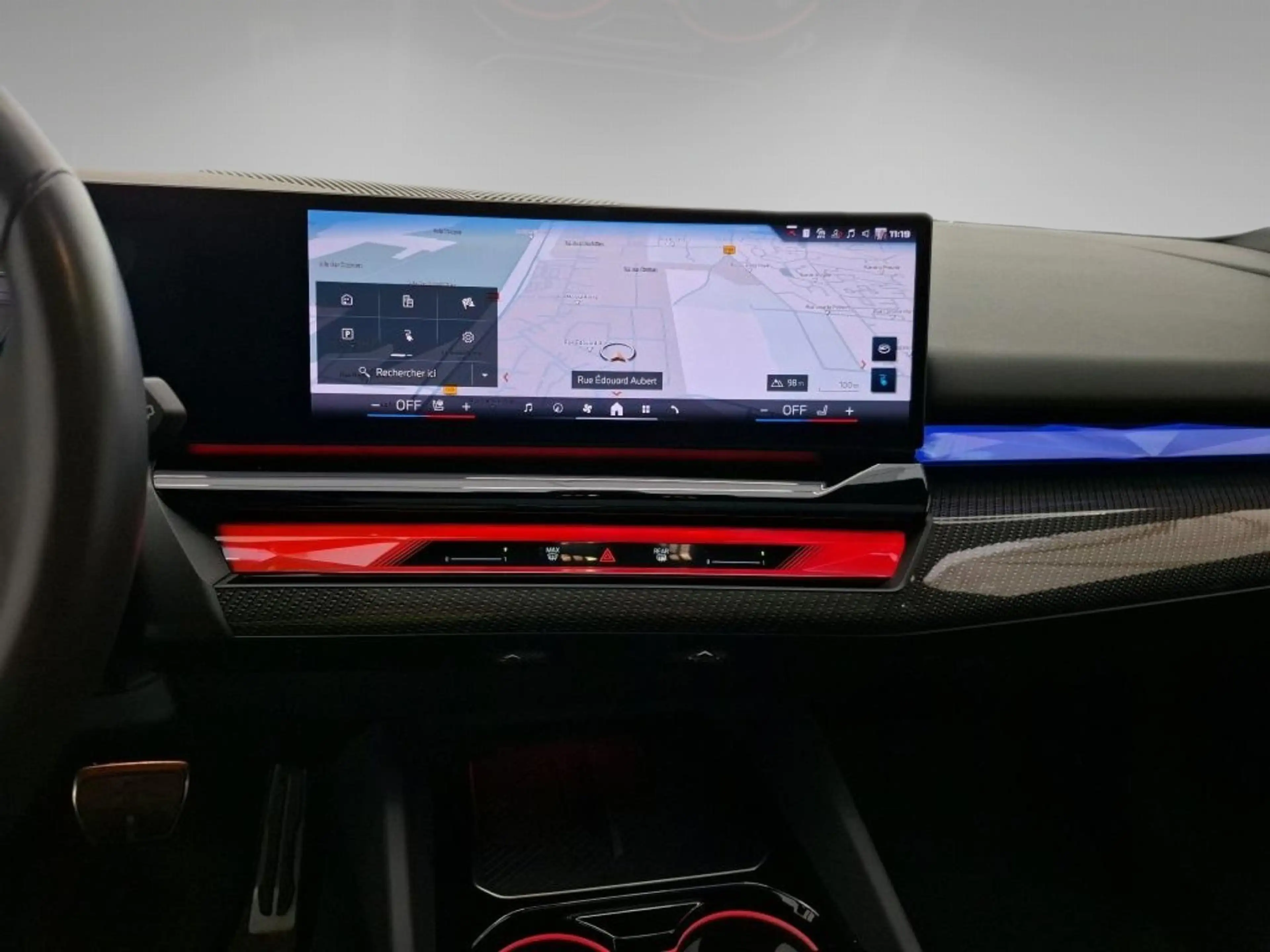 BMW i5 M60 xDrive Touring Inno 360° AHK Pano — photo 7
